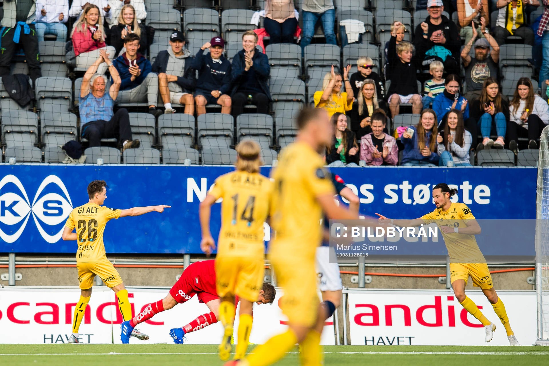 Håkon Evjen of Bodø/Glimt celebrates with Amor Yonas