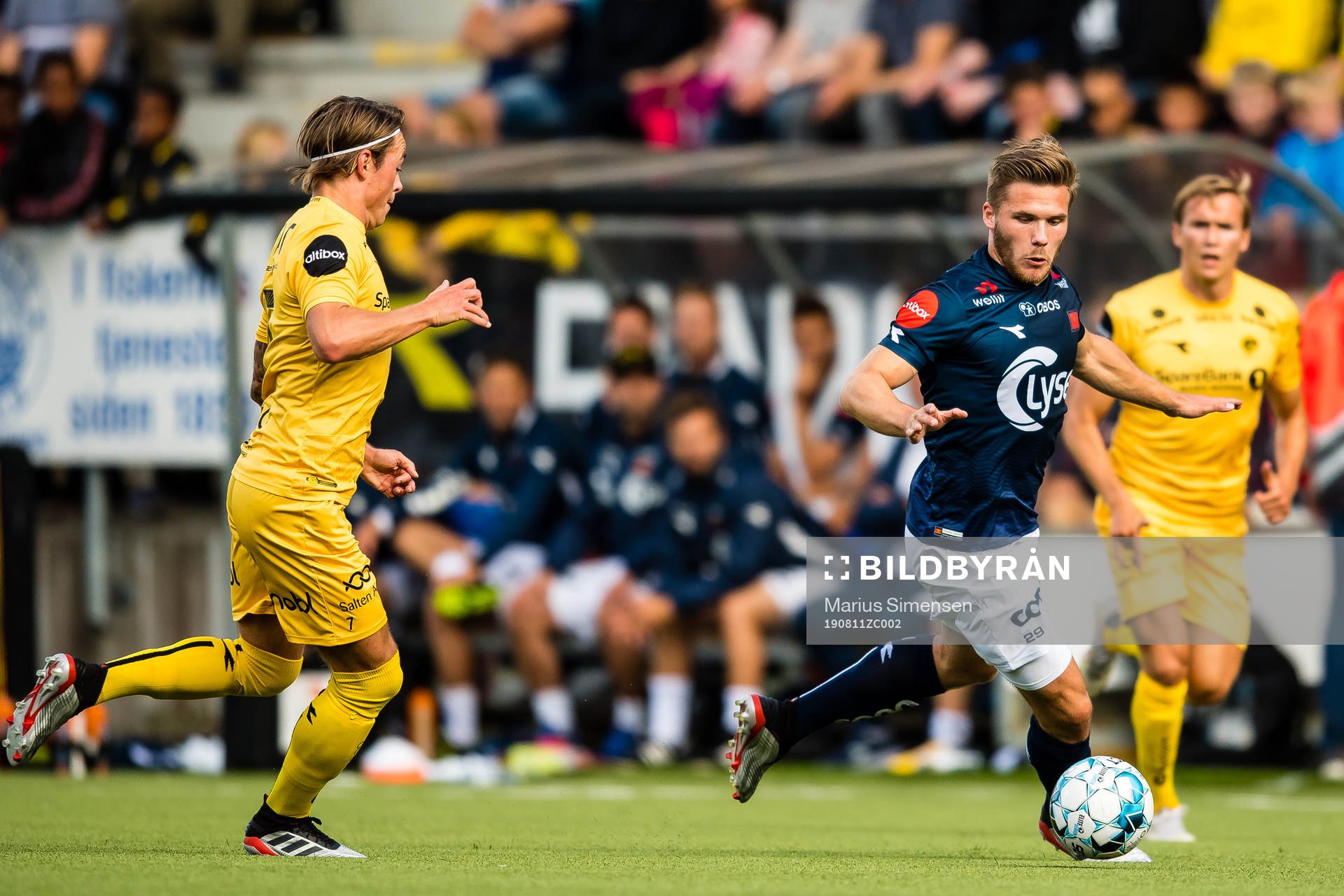 Fredrik André Bjørkan of Bodø/Glimt and Benjamin Kallman