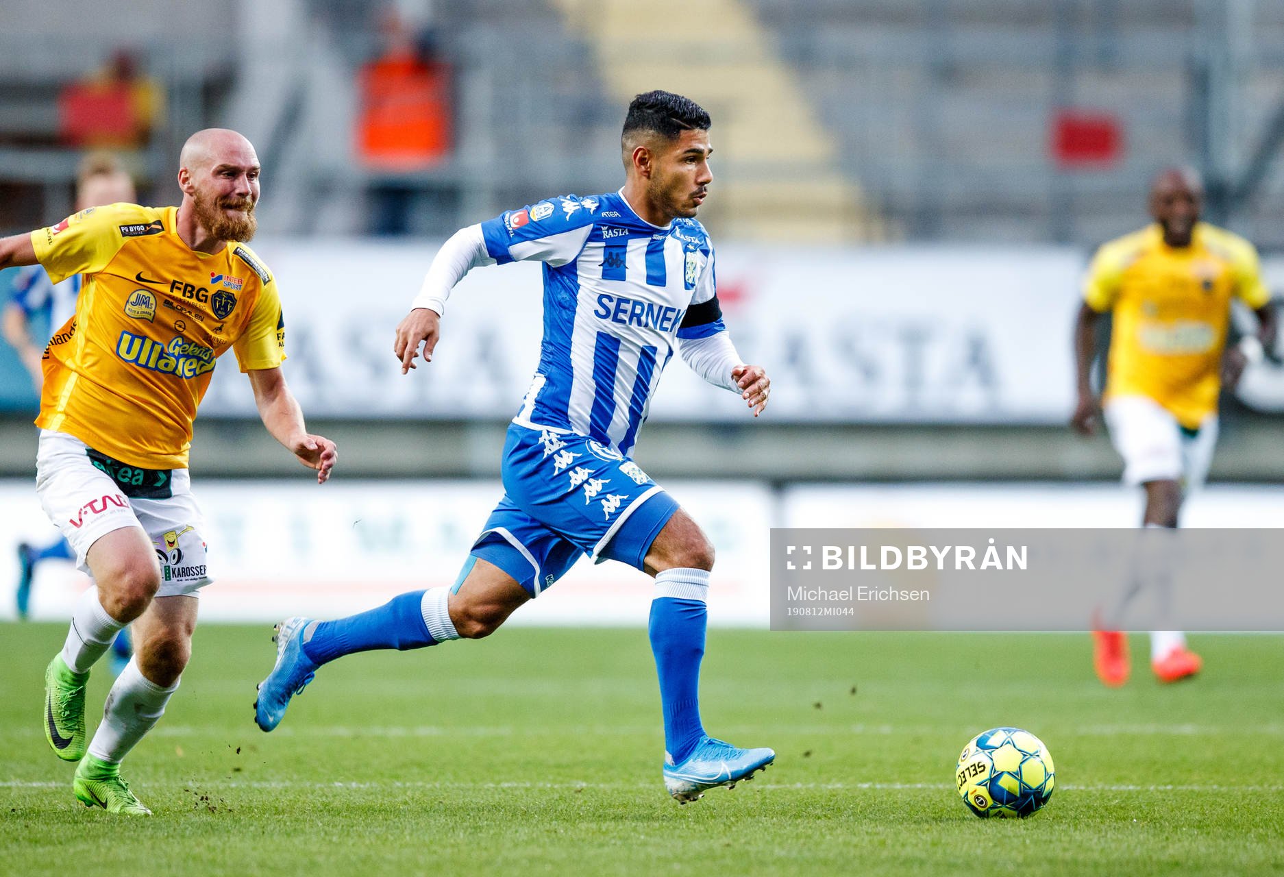 Falkenbergs Christoffer Carlsson och IFK Göteborgs Hosam
