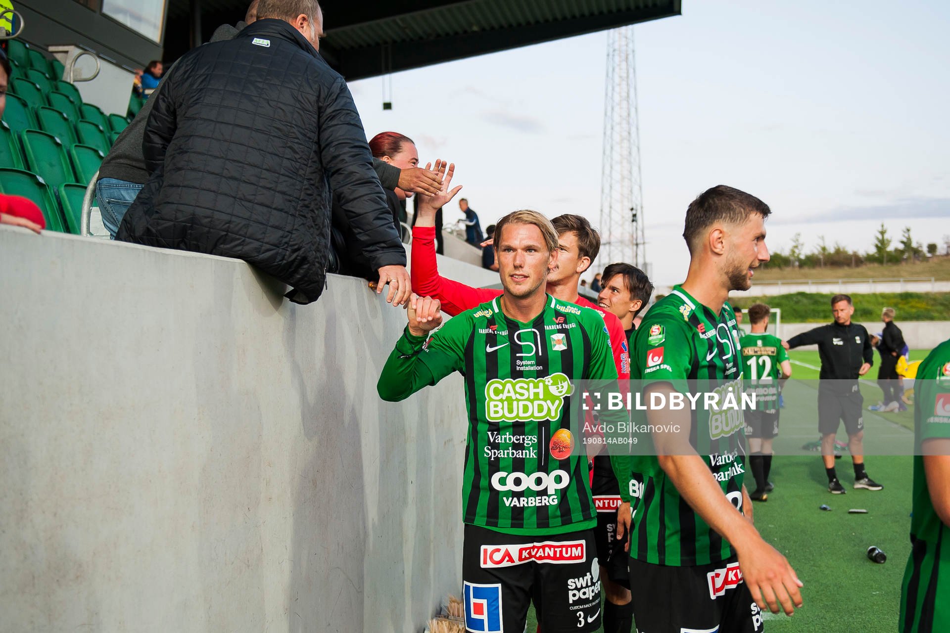 Varbergs Hampus Zackrisson jublar