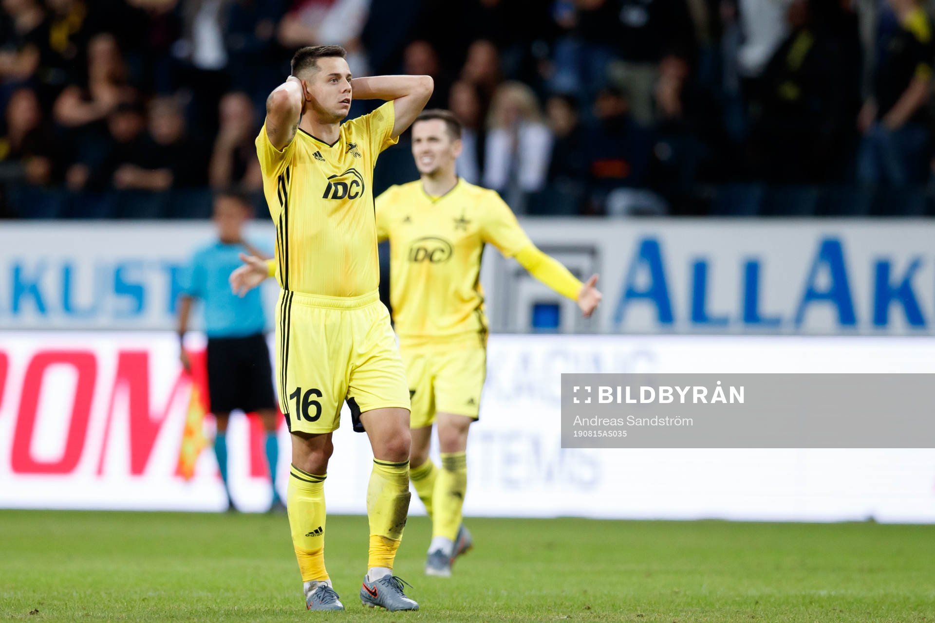Ariel Pawel Borysiuk of Sheriff Tiraspol looks dejected