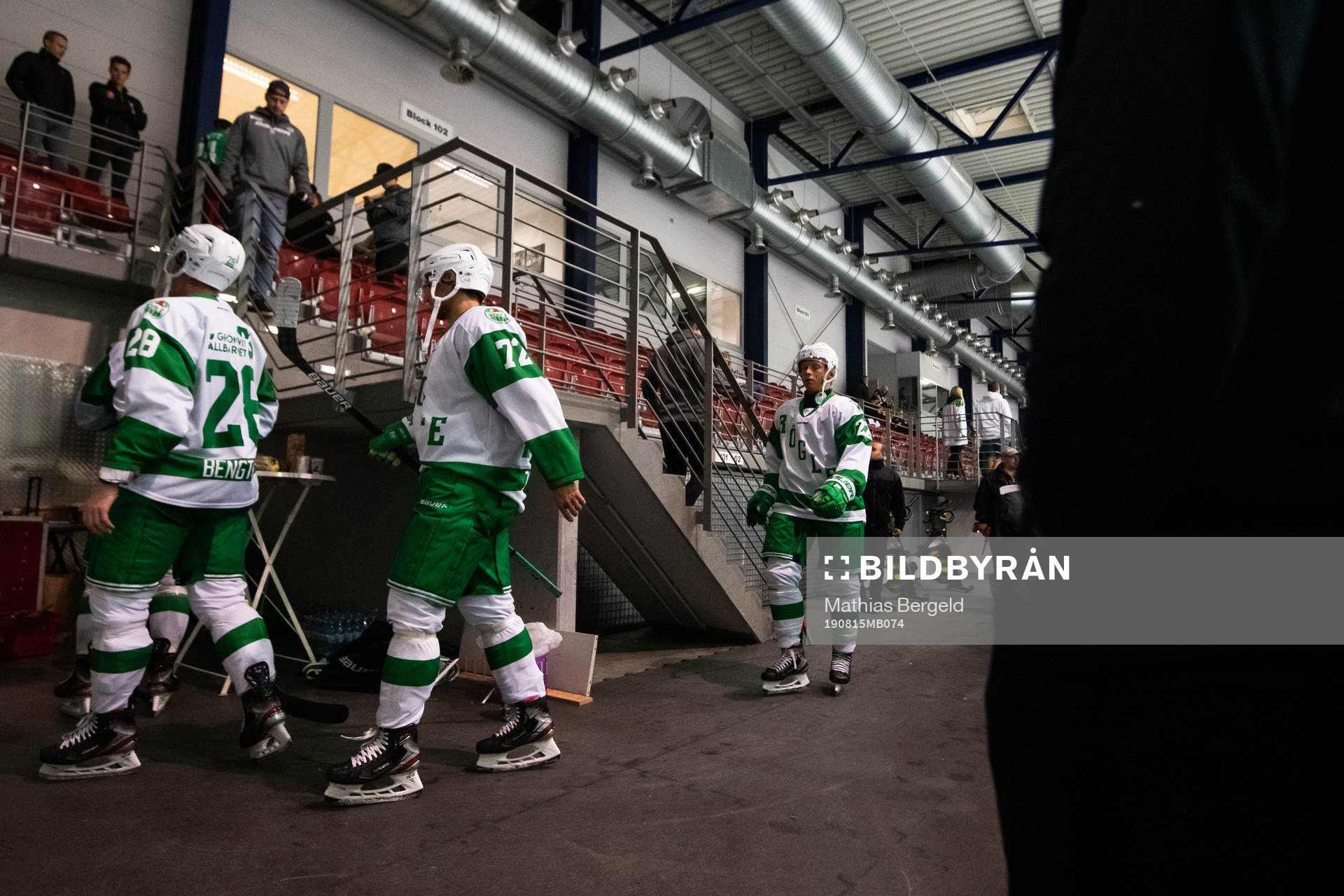 Rögles Daniel Zaar och Samuel Jonsson på väg till