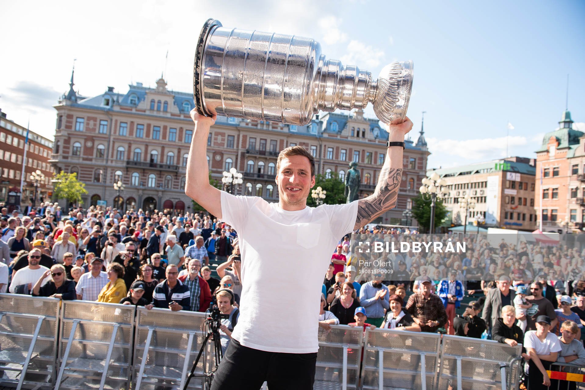 Alexander Steen lyfter pokalen