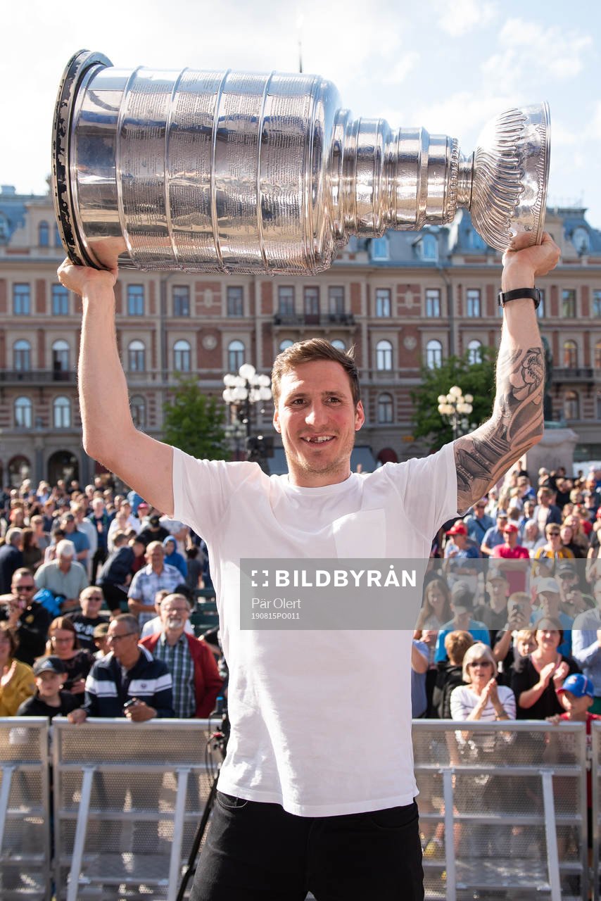 Alexander Steen lyfter pokalen