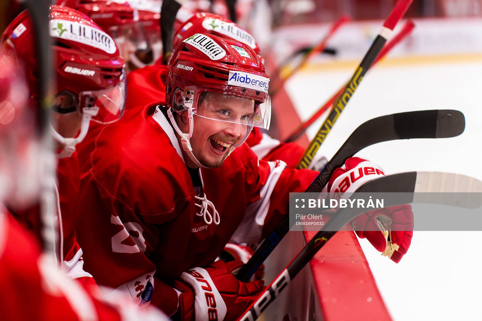 Timrås Jonathan Dahlén jublar