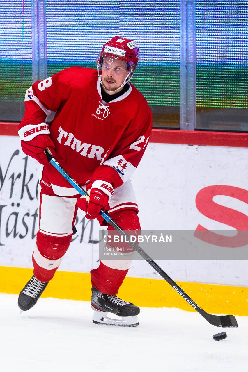 Timrås Jonathan Dahlén