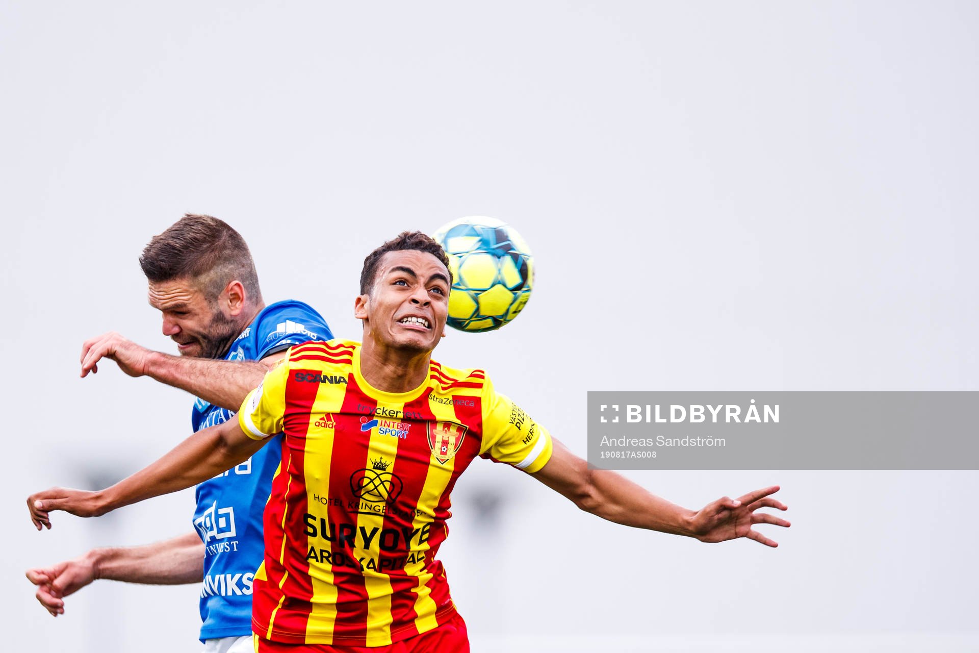Norrbys Ivo Dominik Pekalski och Syrianskas Khalid Abdo