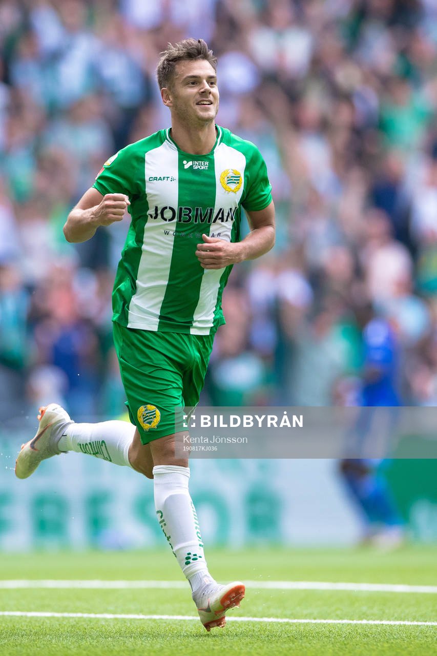 Hammarbys Alexander Kacaniklic jublar