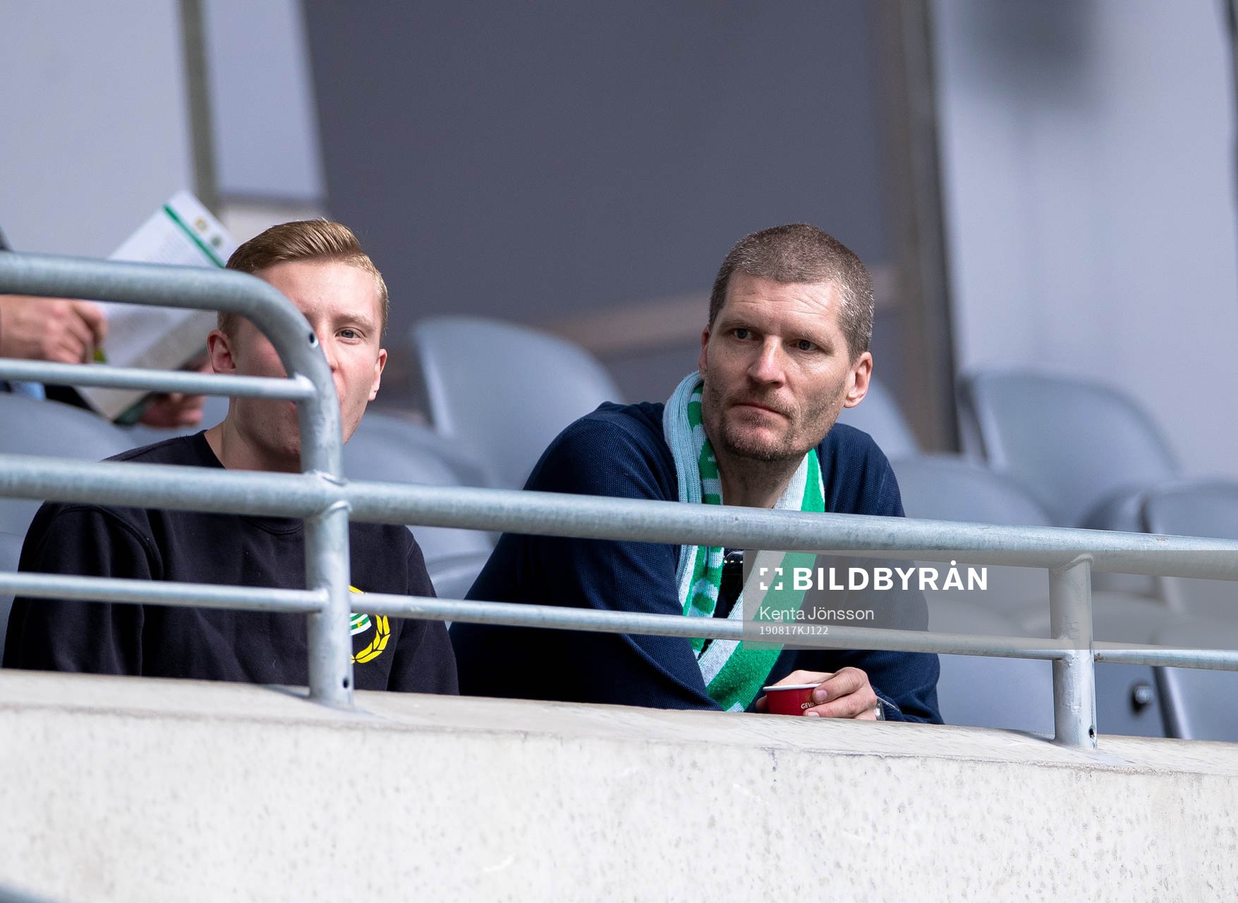 Hammarbys ordförande Richard von Yxkull på läktaren