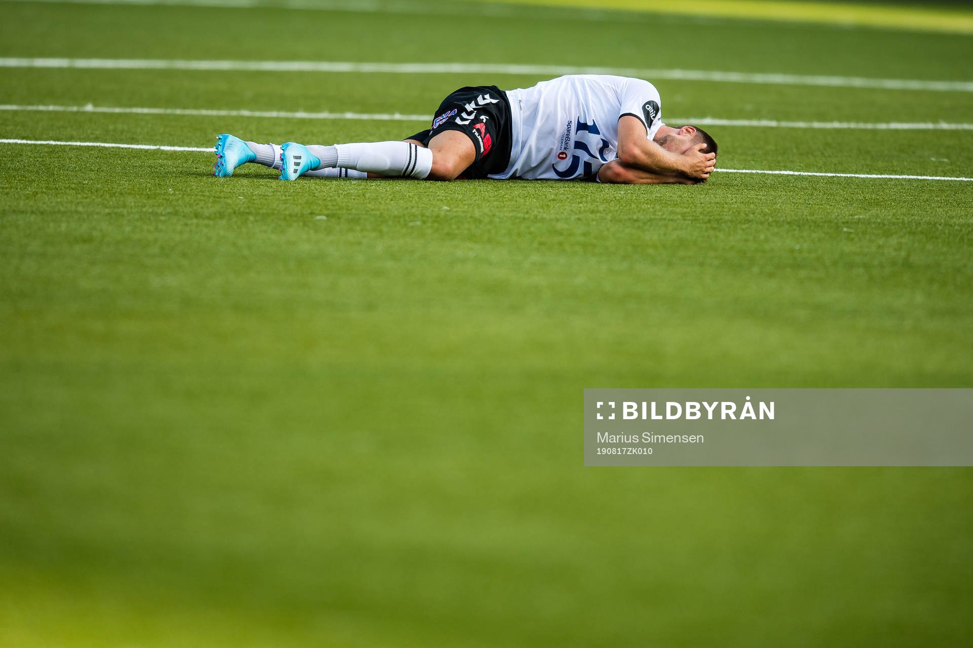Vebjørn Alvestad Hoff of Odd in pain