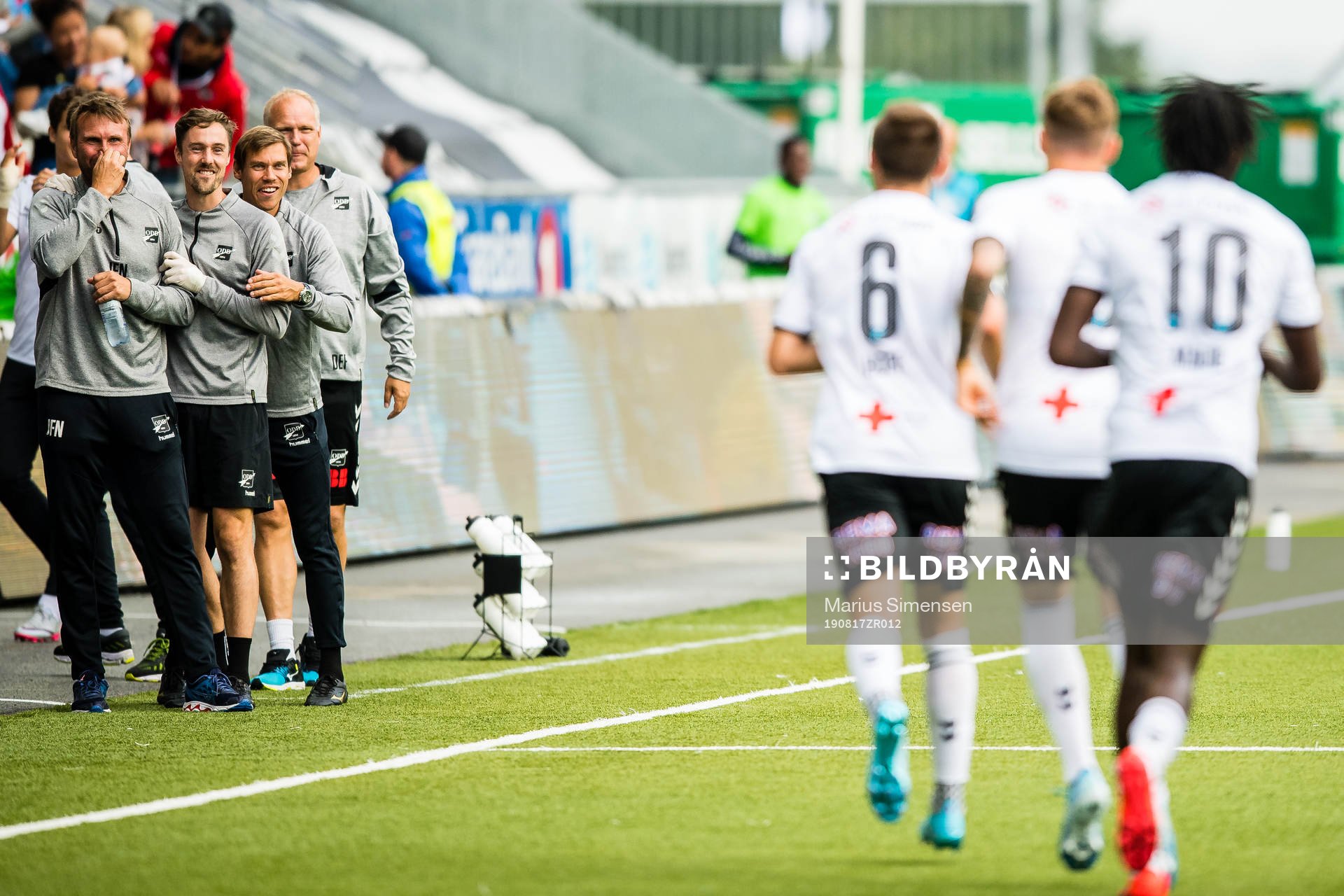 Jan Frode Nornes, assistant coach of Odd,  celebrates