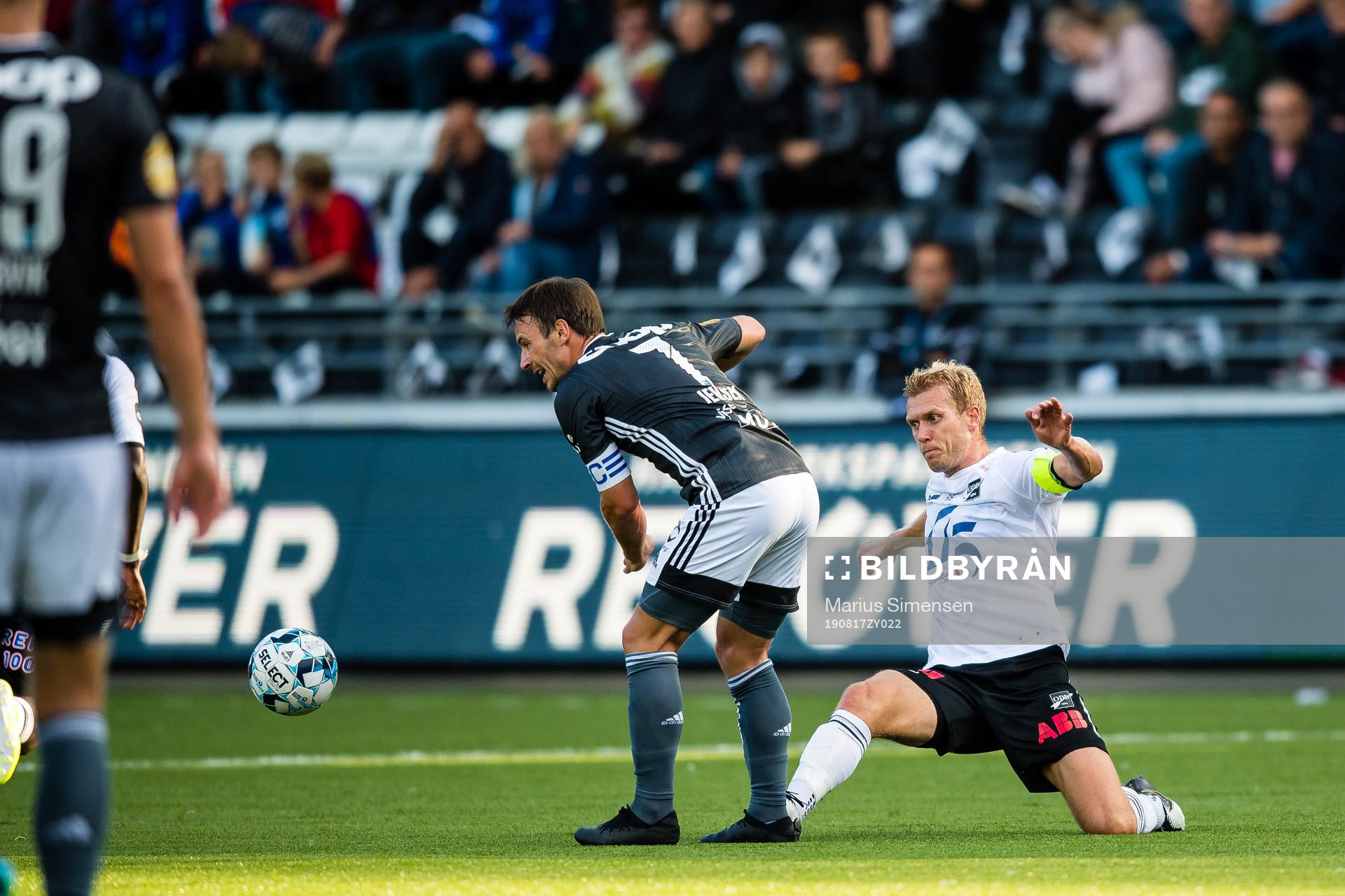 Mike Lindemann Jensen of Rosenborg and Steffen Hagen of Odd
