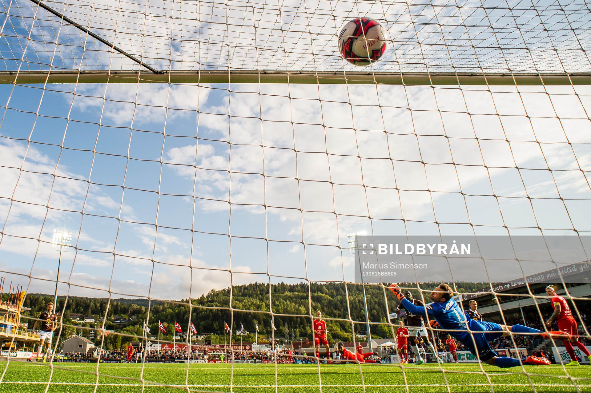 Stian Semb Aasmundsen of Mjøndalen scores the 1-0 goal