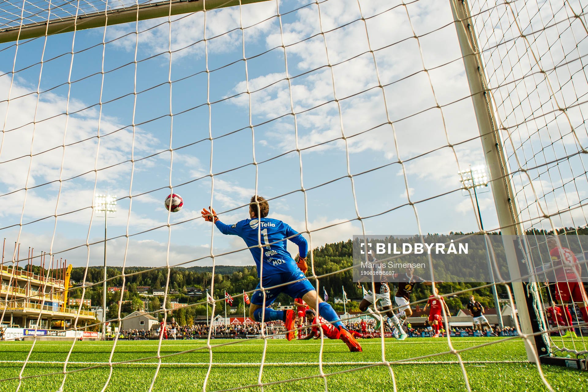 Stian Semb Aasmundsen of Mjøndalen scores the 1-0 goal