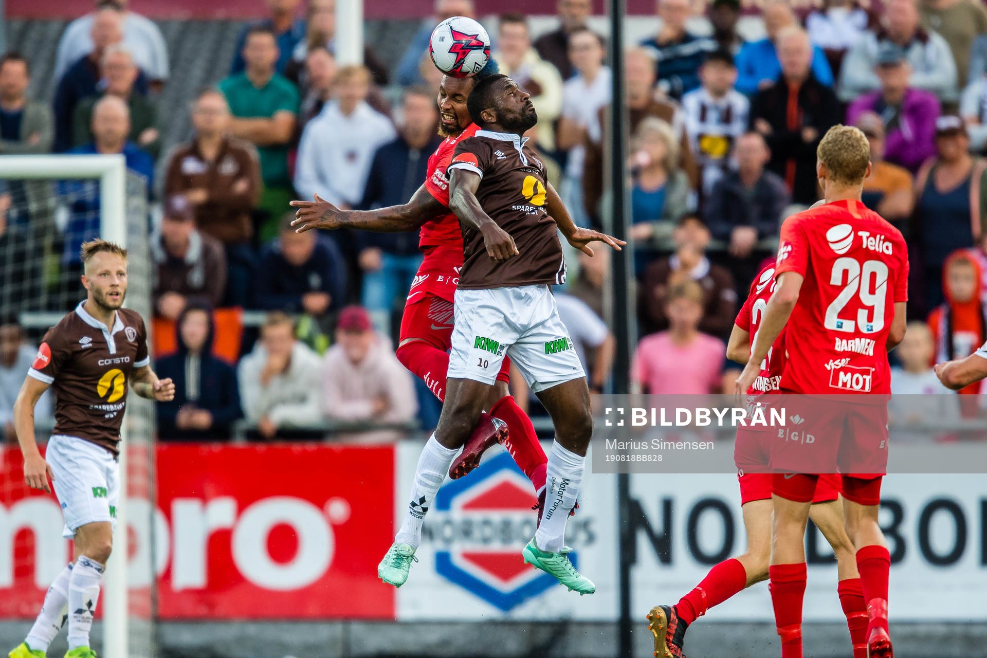 Bismar Gilberto Acosta Evans of Brann and Olivier Occean of