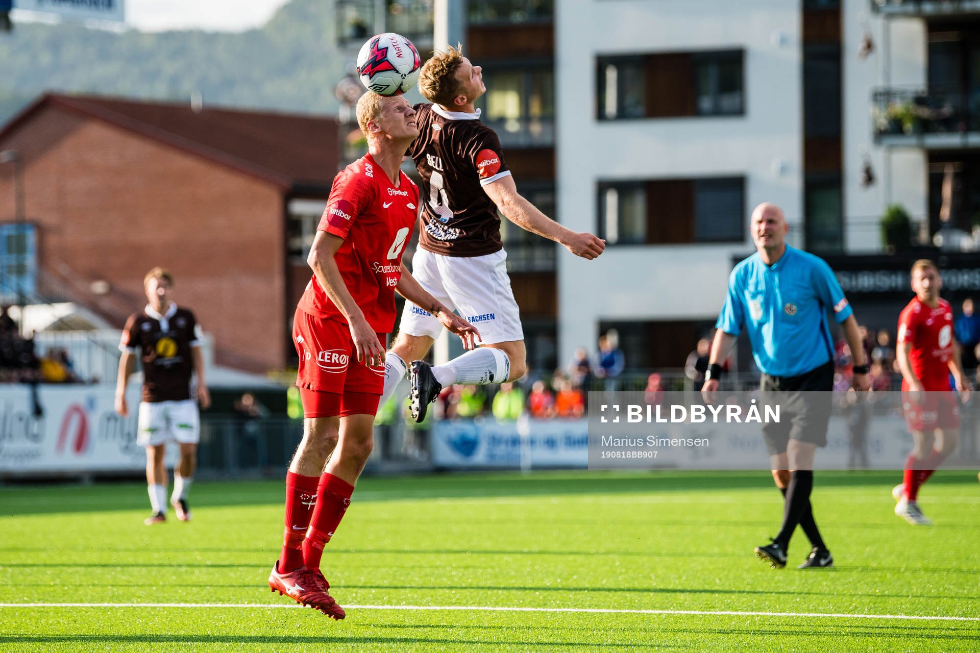 Kristoffer Ramos Barmen of Brann and William Sælid Sell of