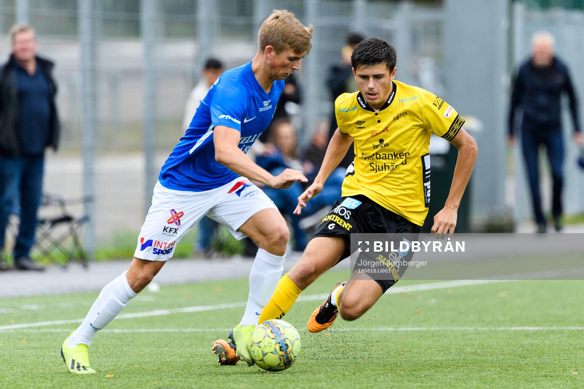 Elfsborgs Besfort Zeneli och Trelleborgs Johannes Gustafson