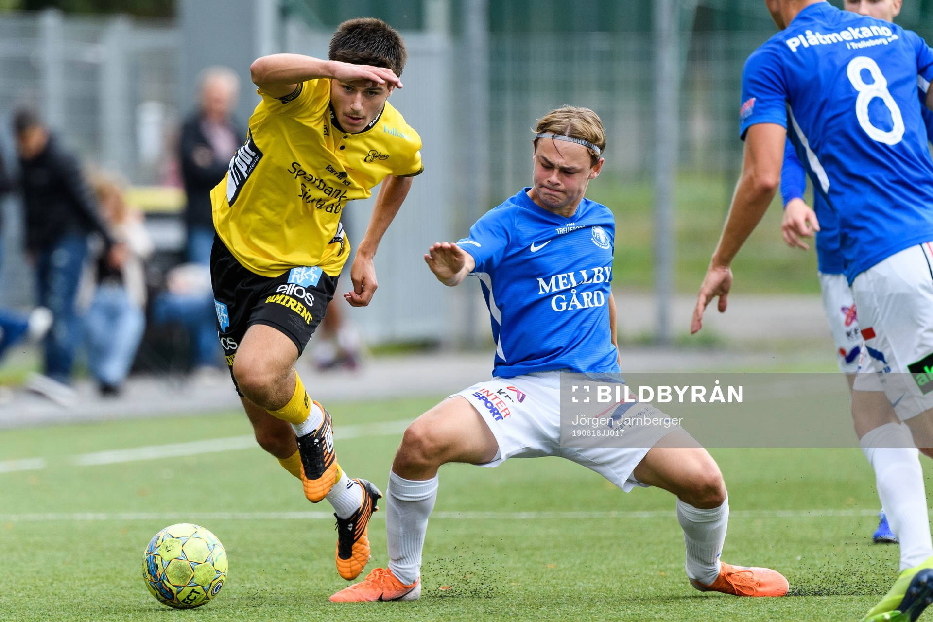 Elfsborgs Besfort Zeneli och Trelleborgs Theo Mårtensson