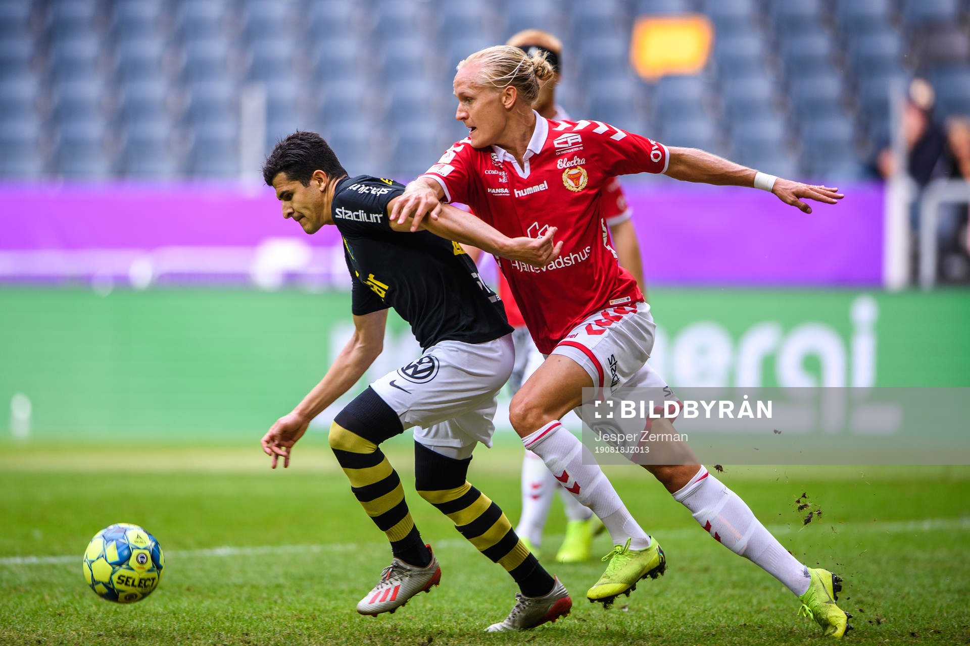 s Tarik Elyounoussi och Kalmars Henrik Löfkvist