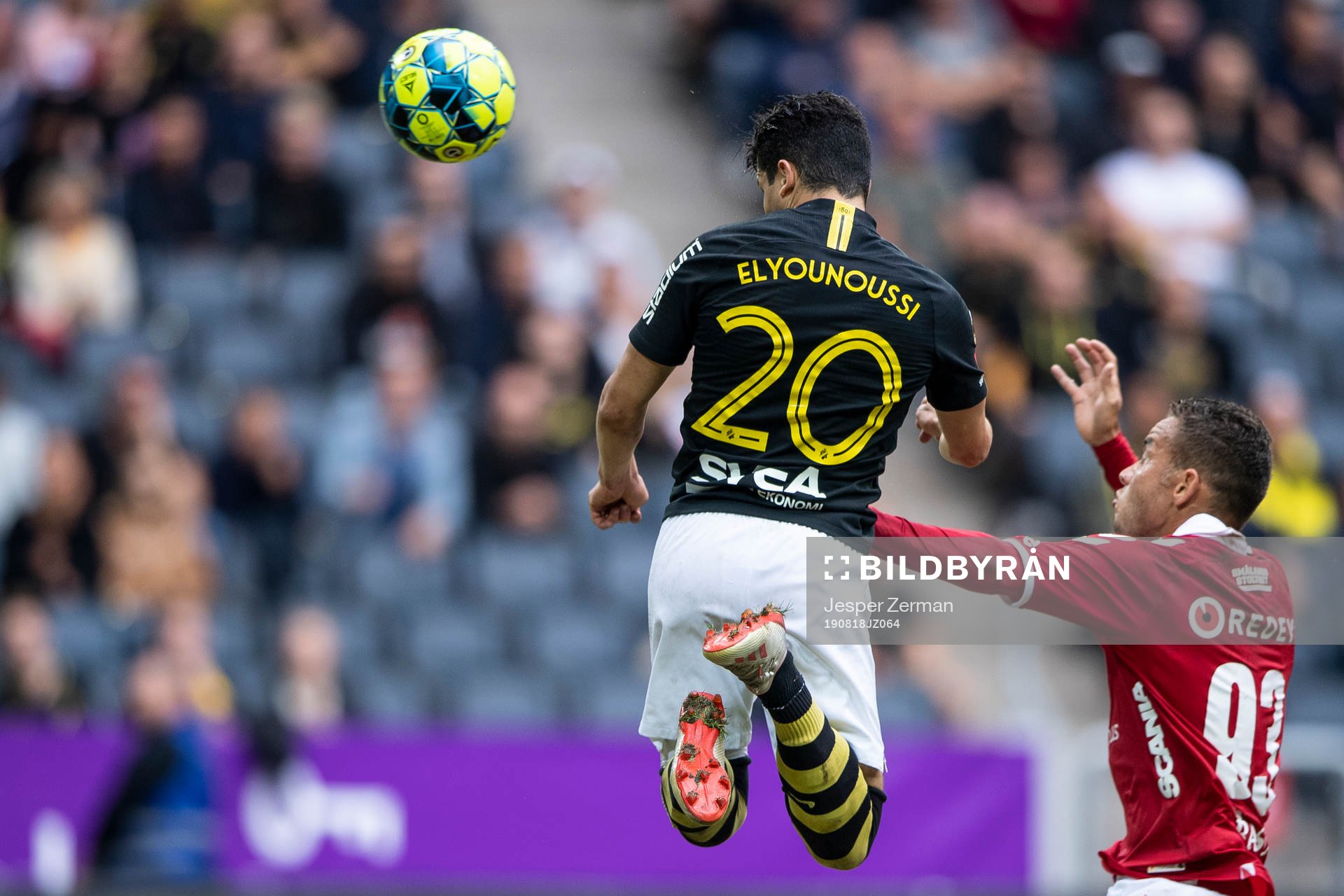s Tarik Elyounoussi med en nick