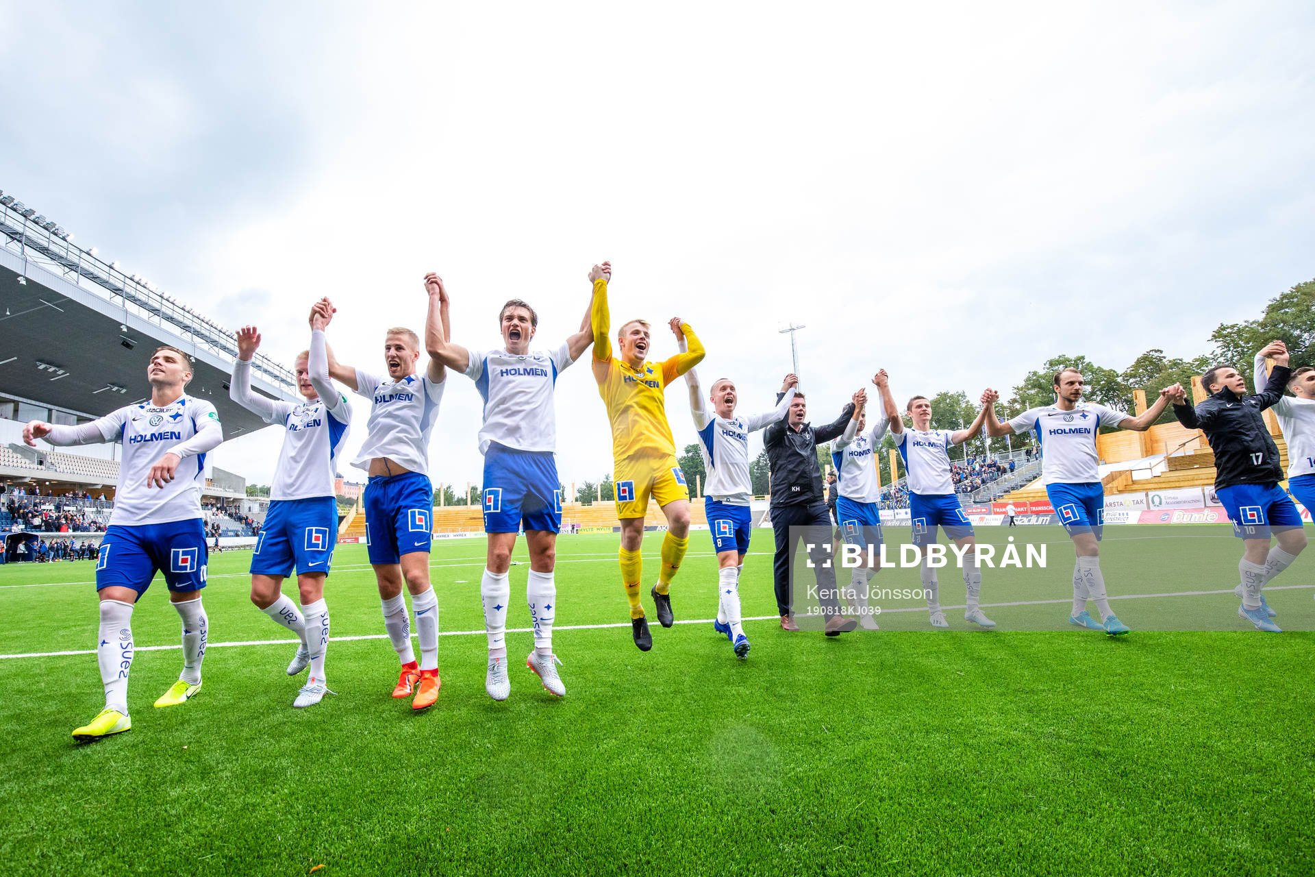 IFK Norrköpings spelare jublar