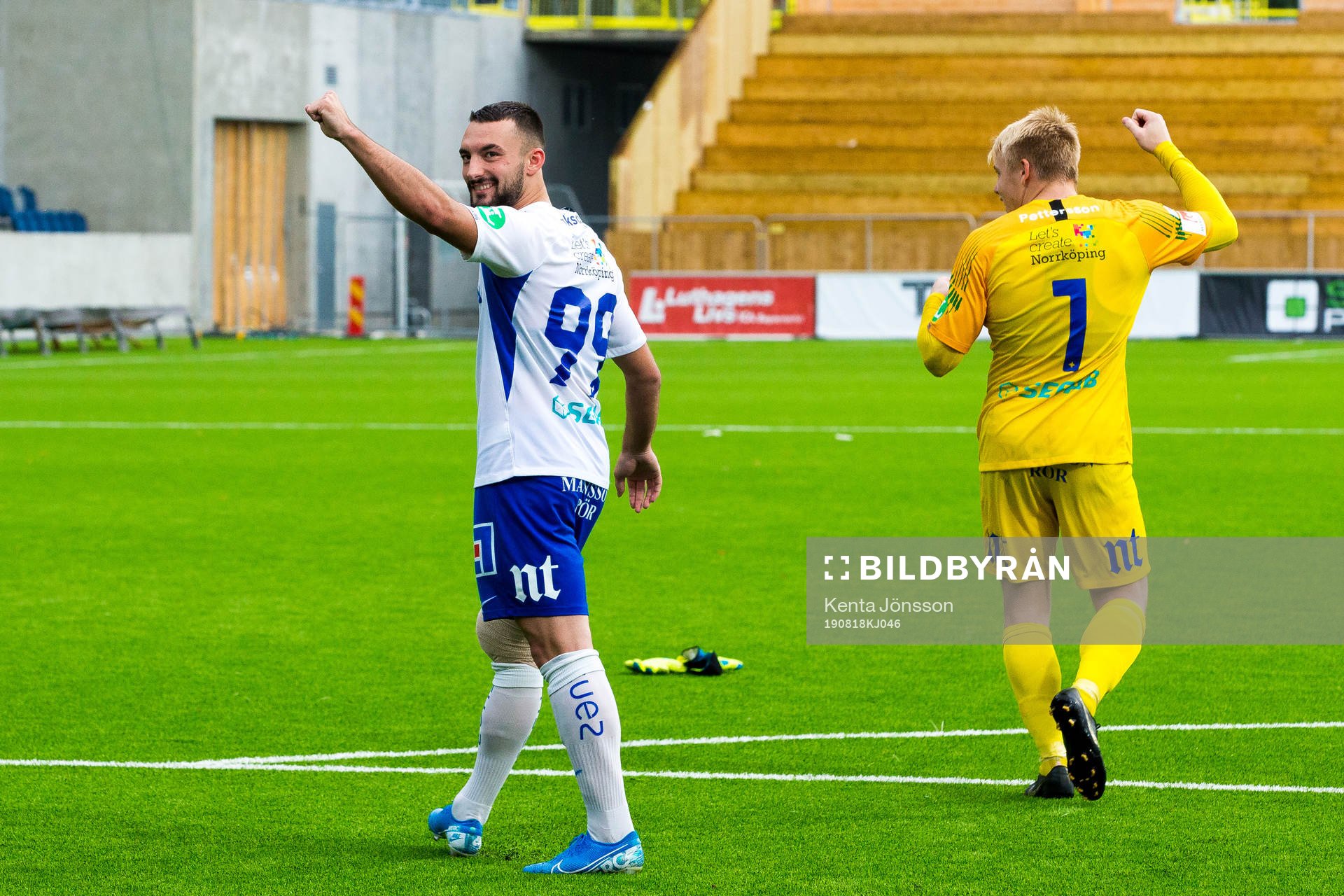 Norrköpings Sead Haksabanovic jublar efter fotbollsmatchen i Allsvenskan mellan Sirius och IFK Norrköping den 18 augusti 2019 i Uppsala.