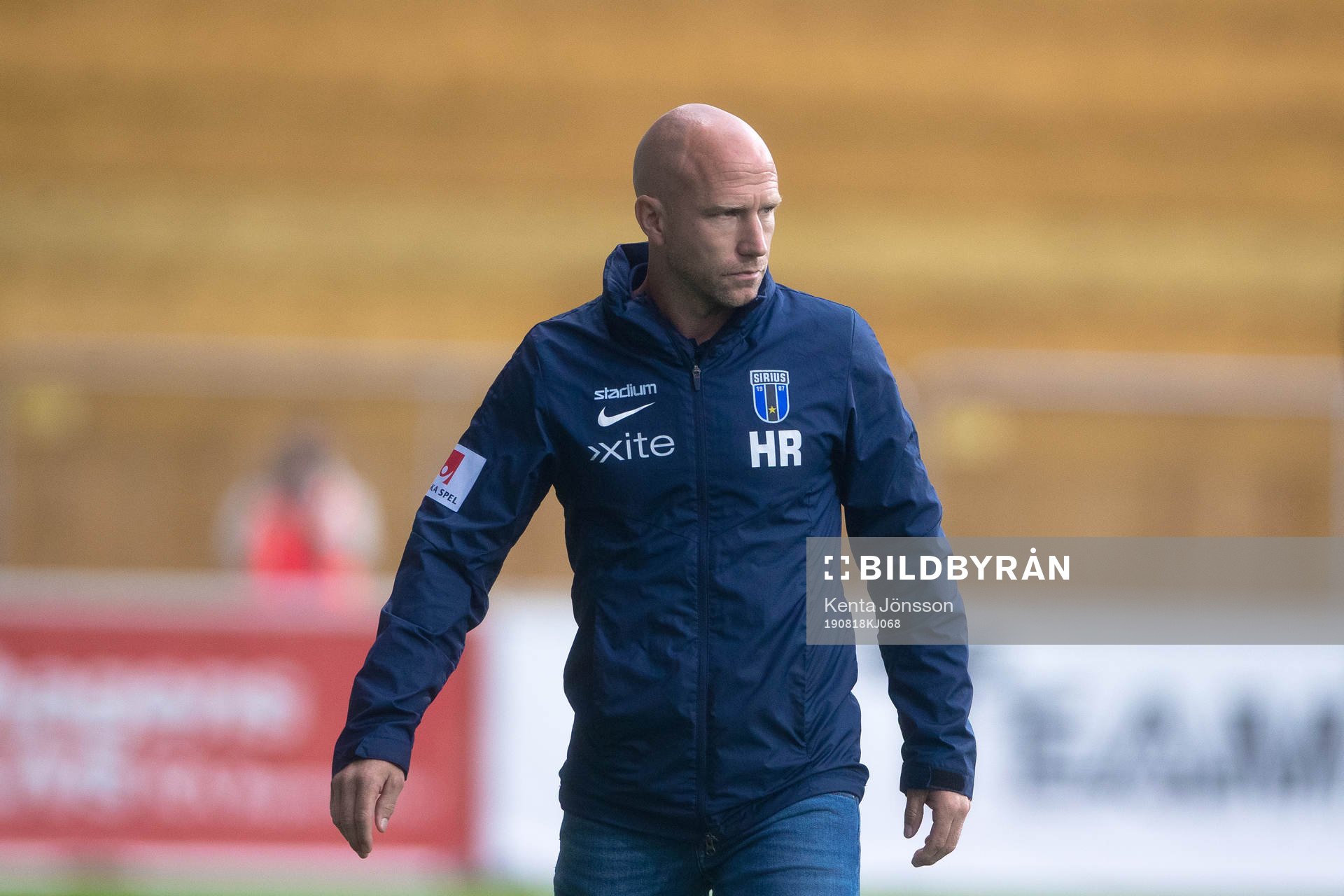 Sirius tränare Henrik Rydström deppar