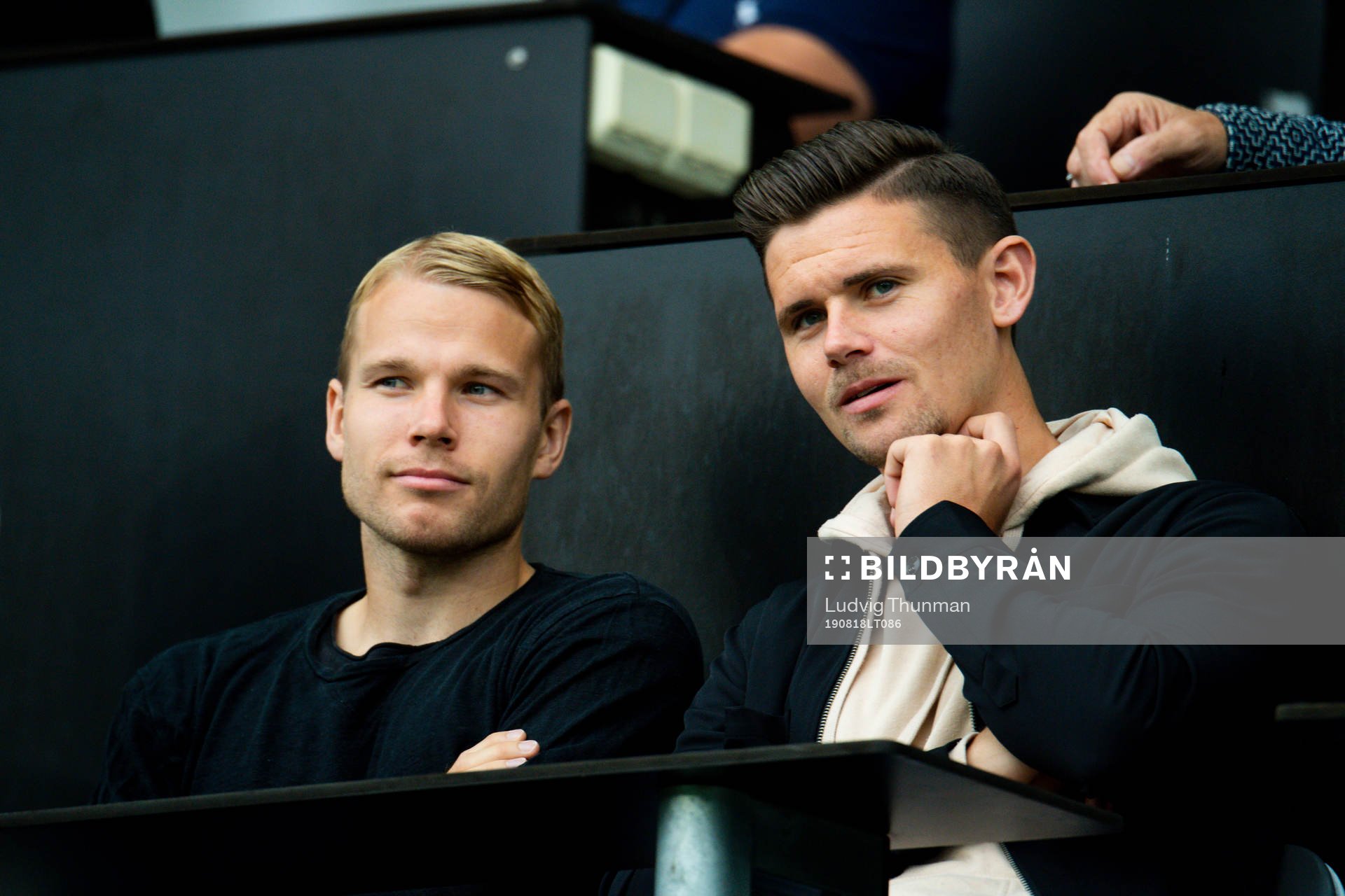 Malmö FFs Oscar Lewicki och Marcus Antonsson på läktaren