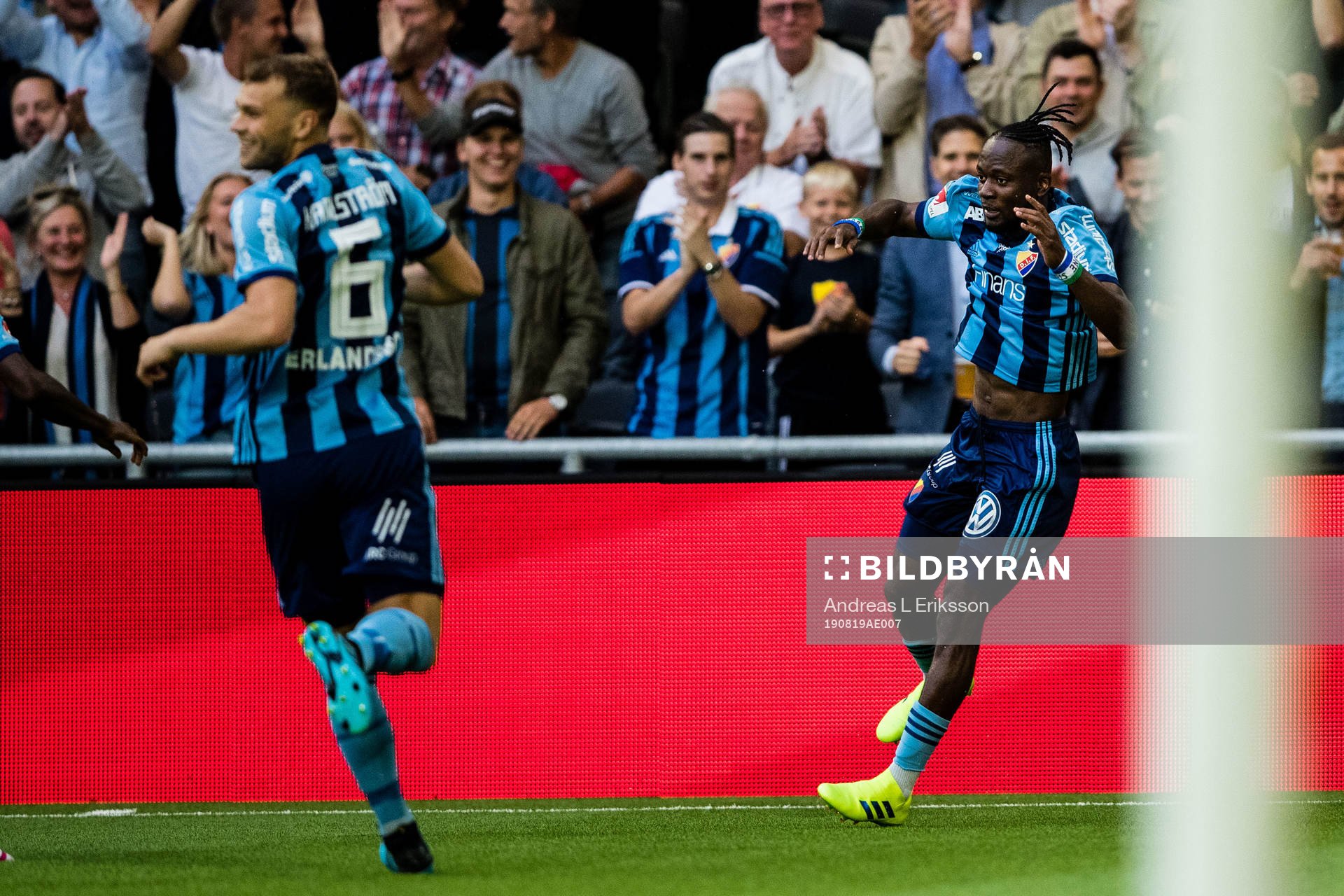 Djurgårdens Mohamed Buya Turay jublar