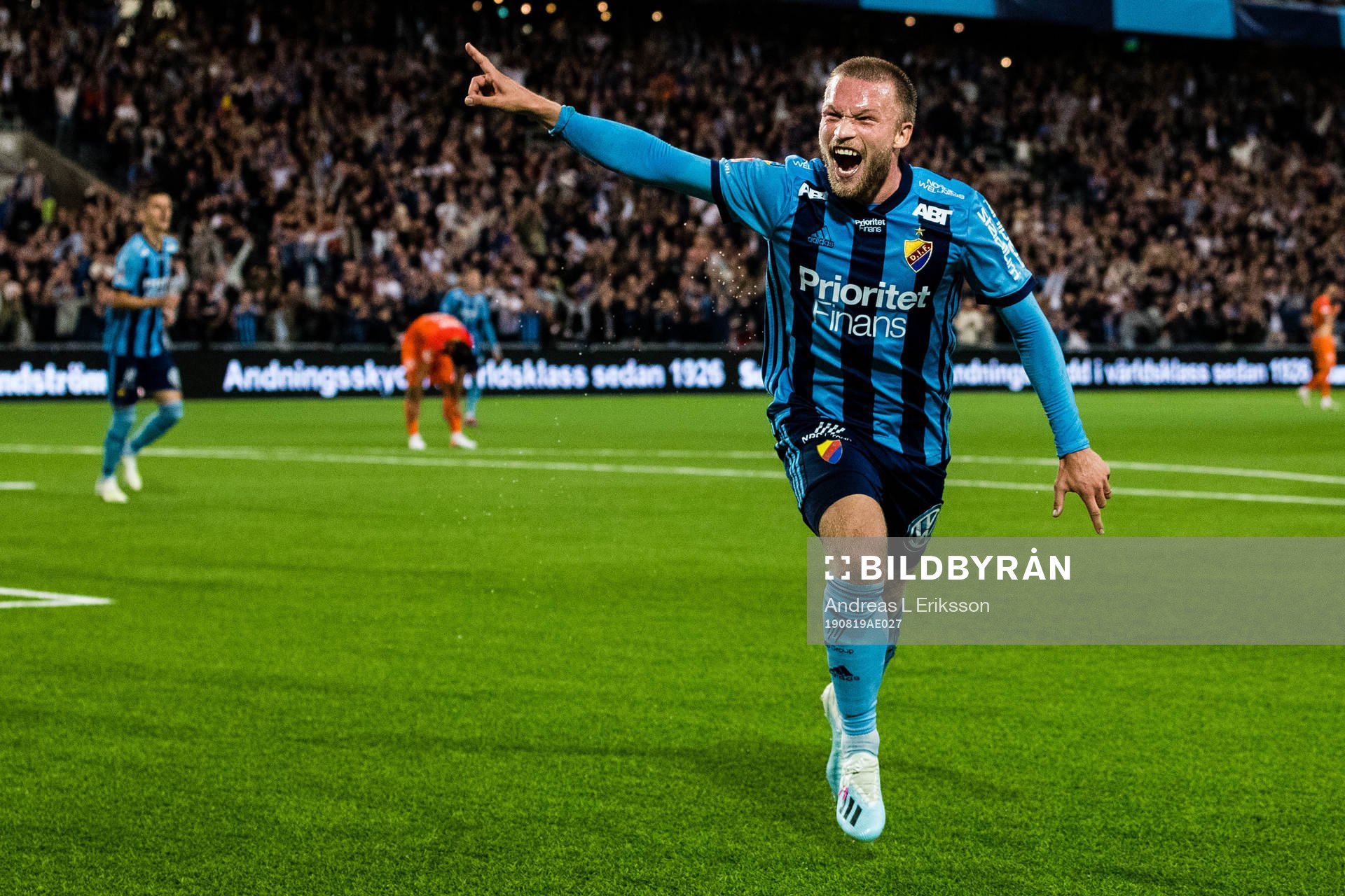 Djurgårdens Nicklas Bärkroth jublar