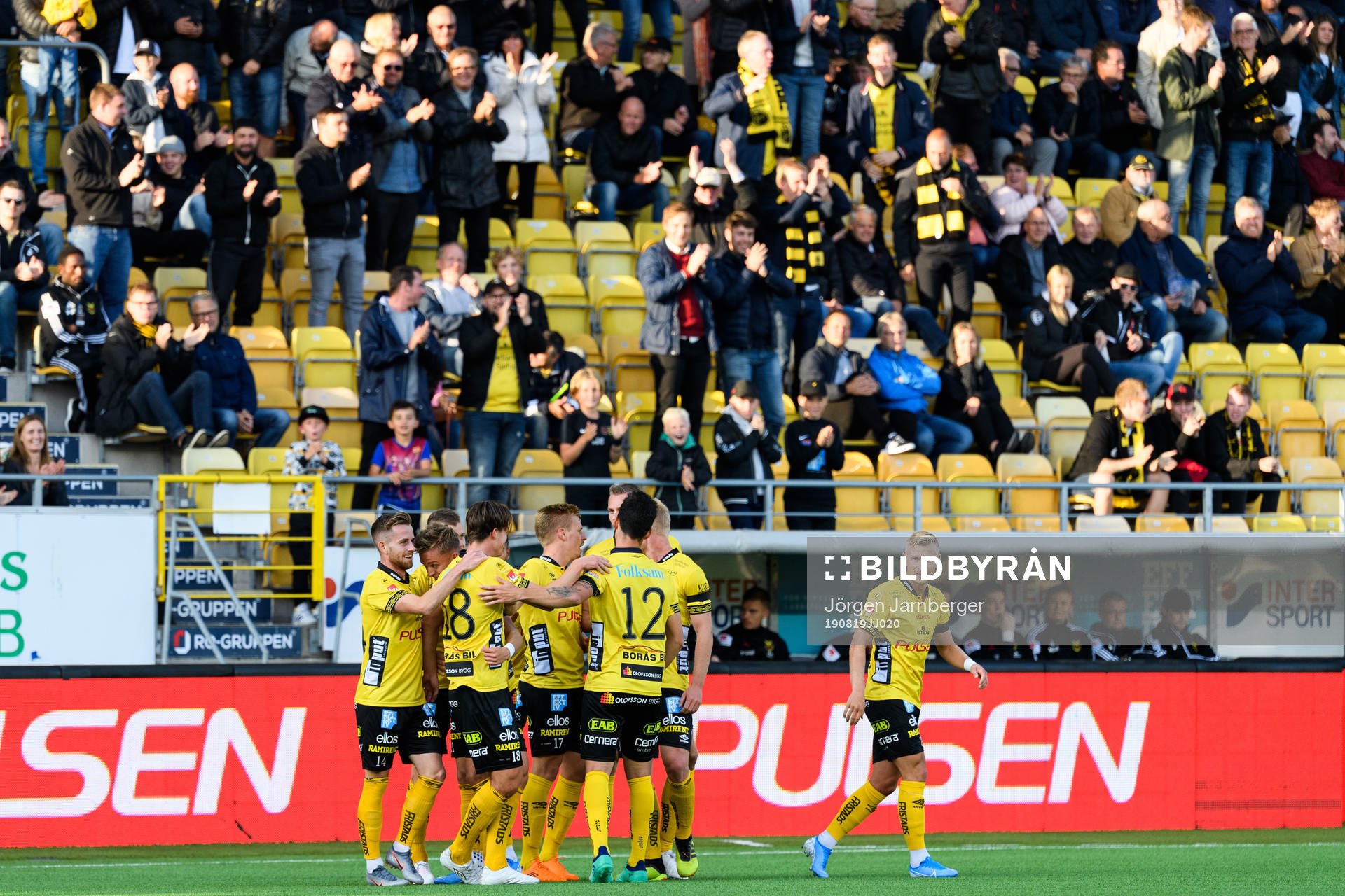 Elfsborgs spelare jublar