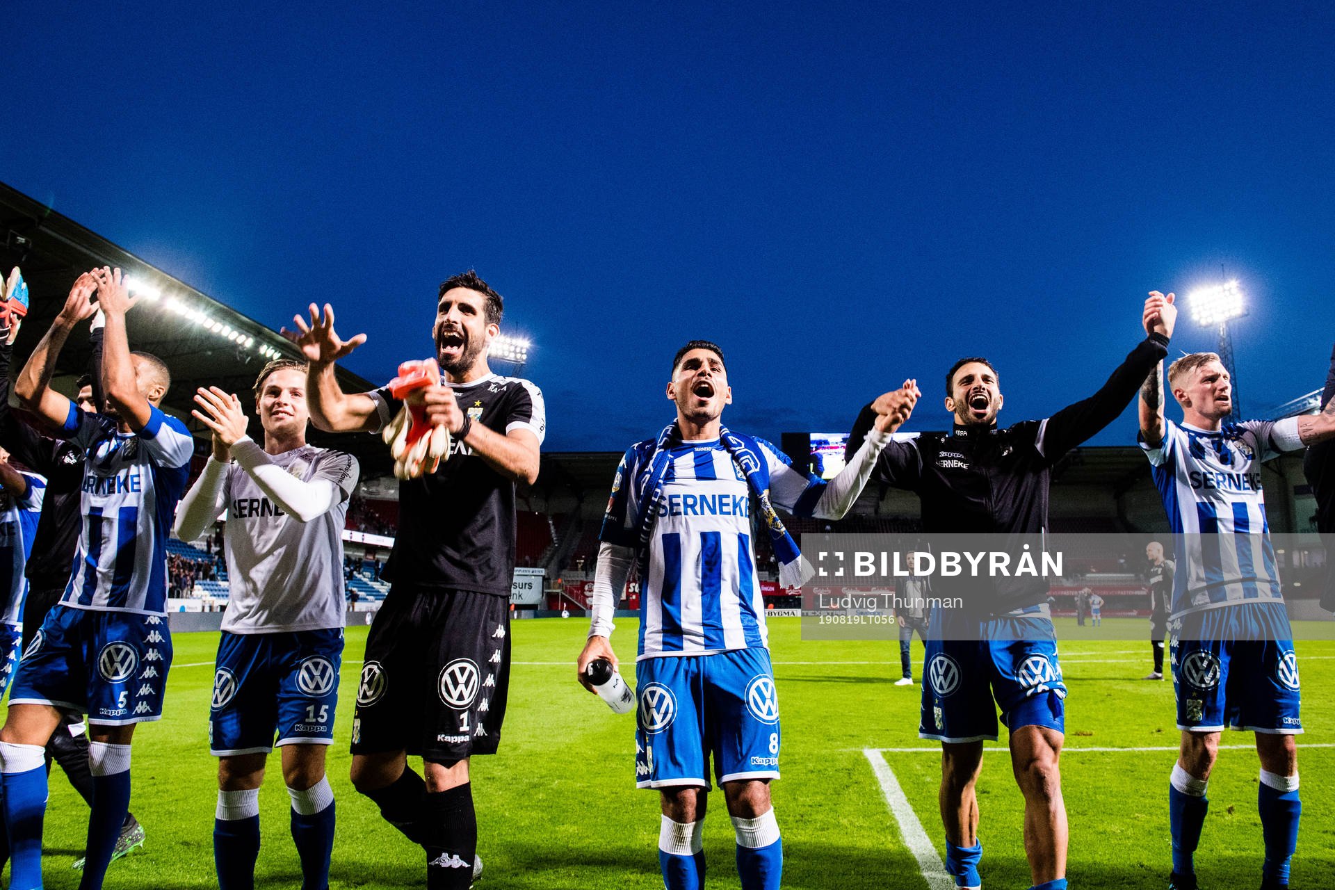 IFK Göteborgs spelare jublar