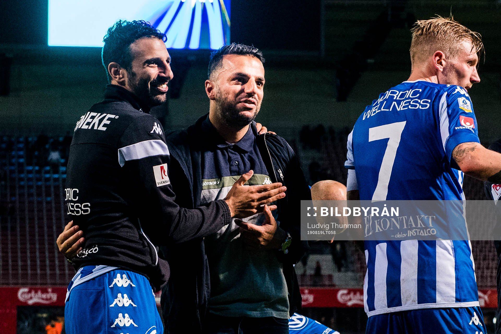 IFK Göteborgs tränare Poya Asbaghi jublar