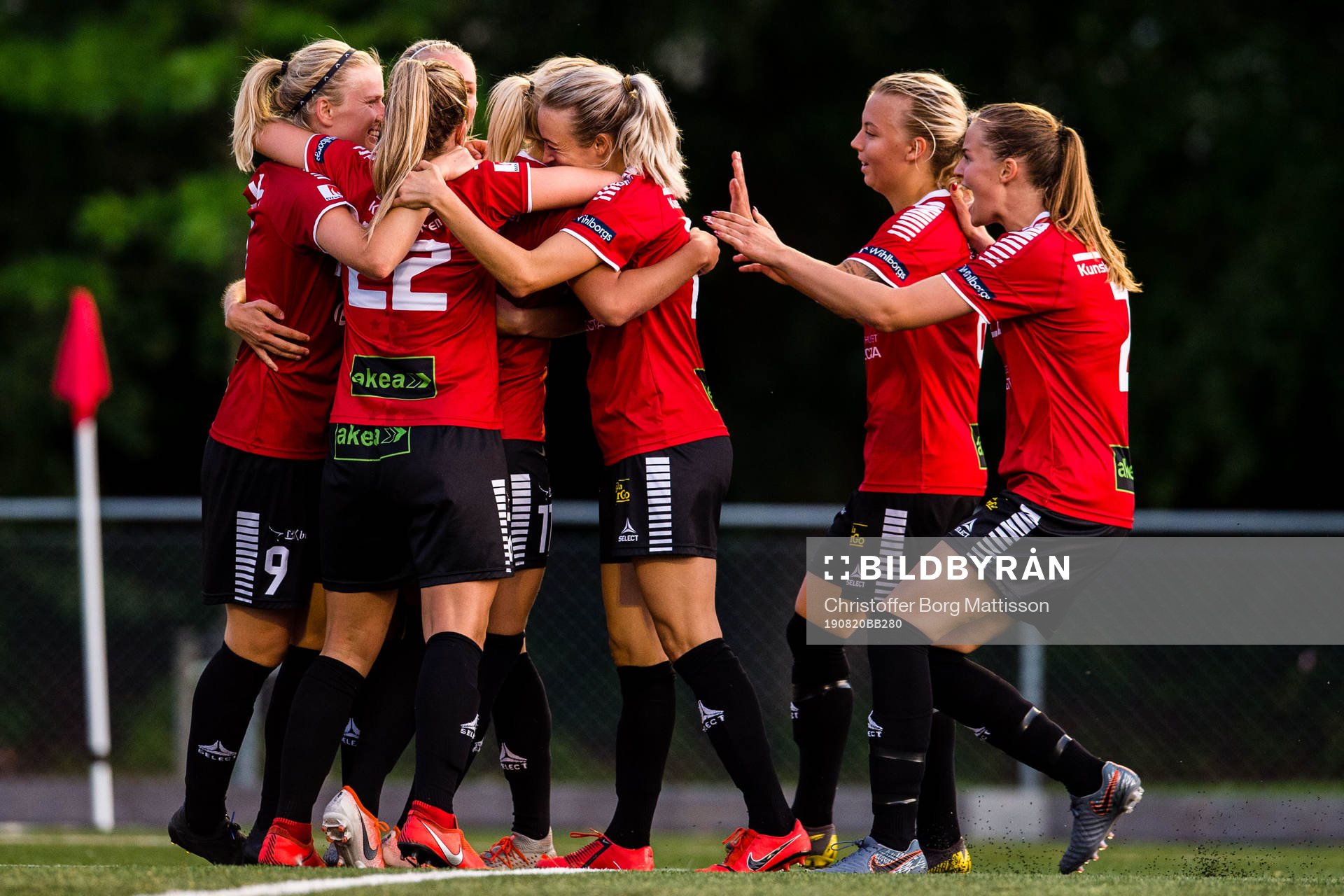 Limhamn Bunkeflos spelare jublar