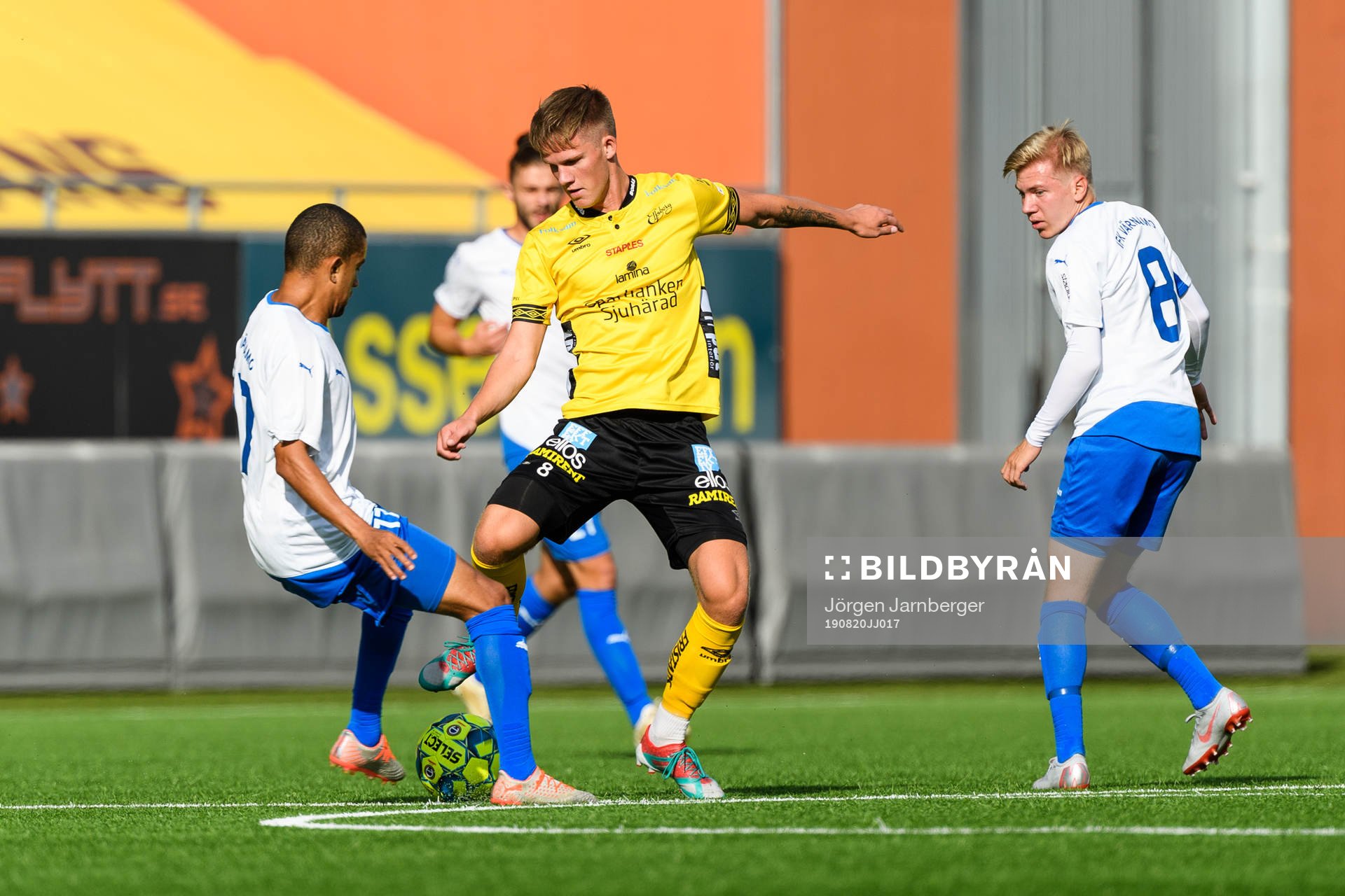 Elfsborgs Tim Stålheden och Värnamos Erick Brendon