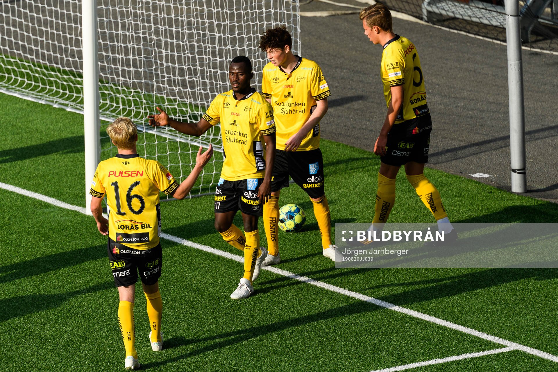 Elfsborgs Prince Isaac Kouame klappas om