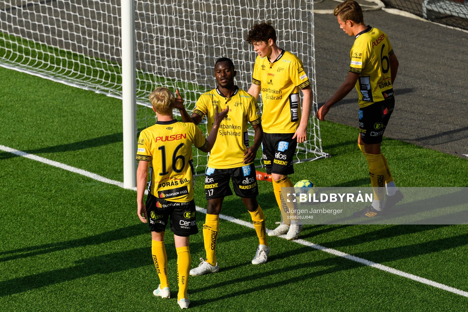 Elfsborgs Prince Isaac Kouame klappas om