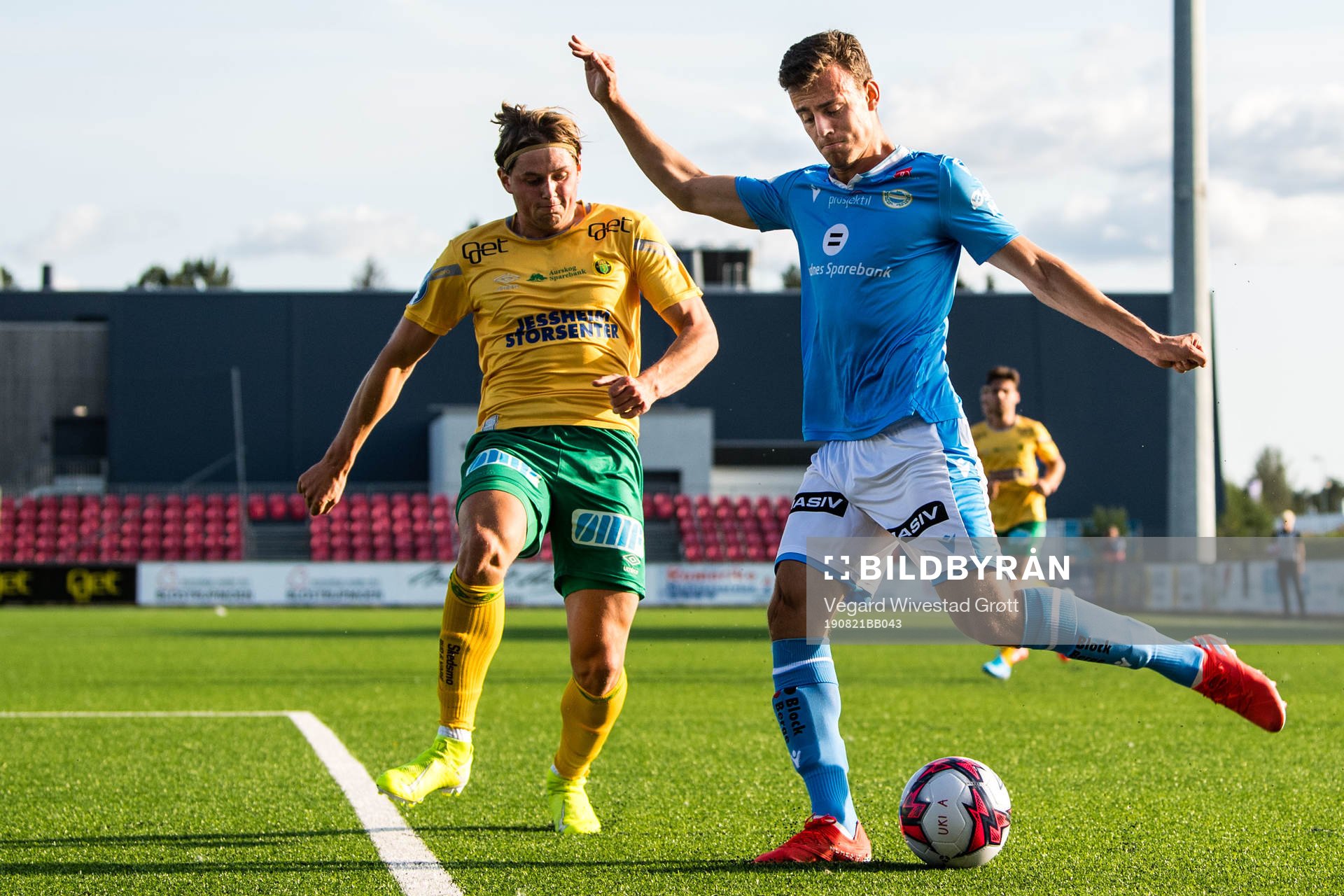 Lars Ranger of Ull/Kisa and Adrian Berntsen of Sandnes Ulf