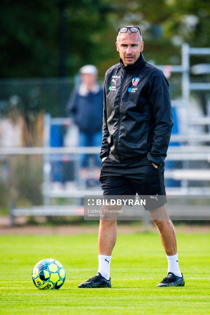 Tränare Henrik Larsson