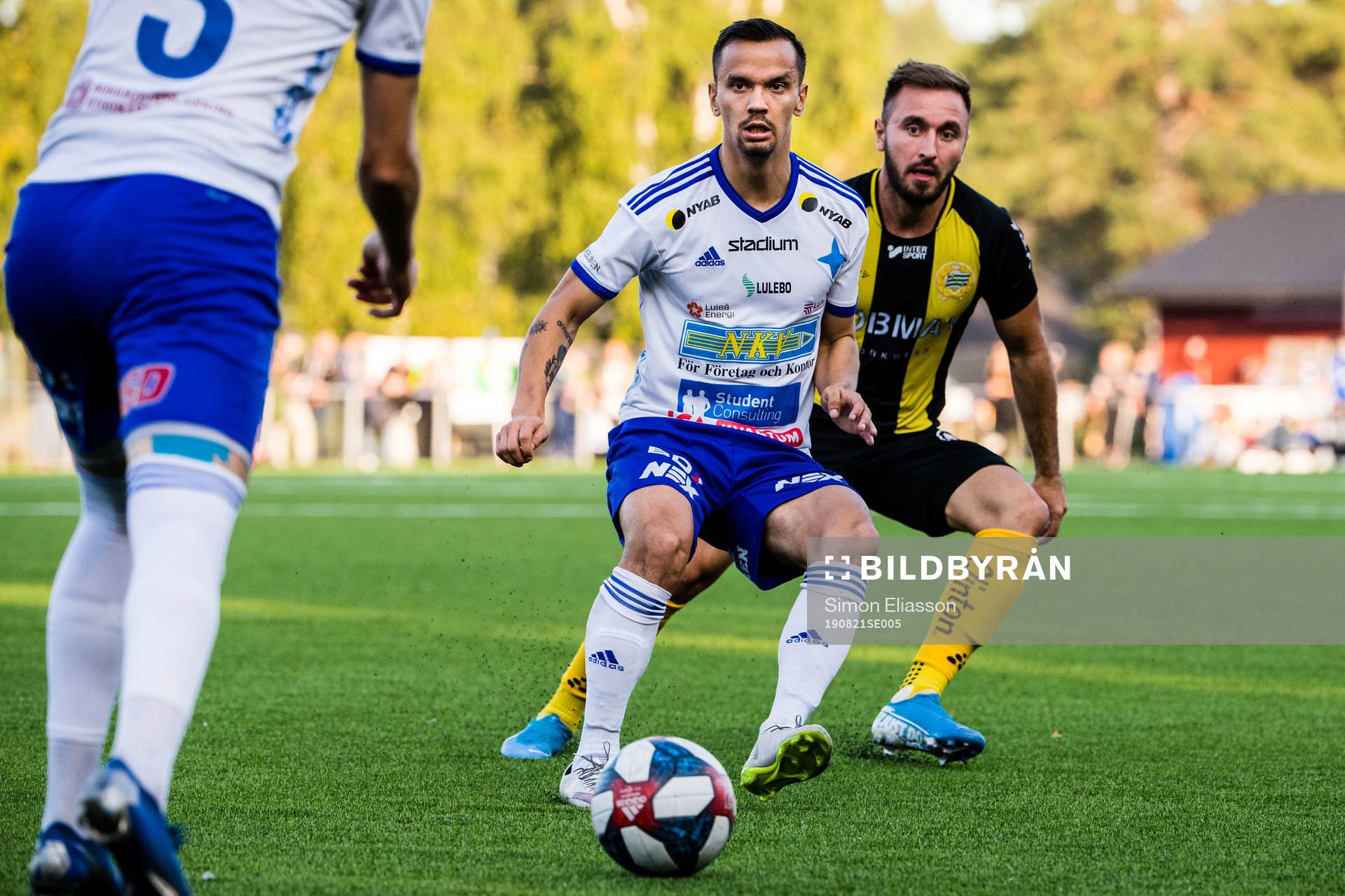 Luleås Patrik Pettersen och Hammarbys Muamer Tankovic