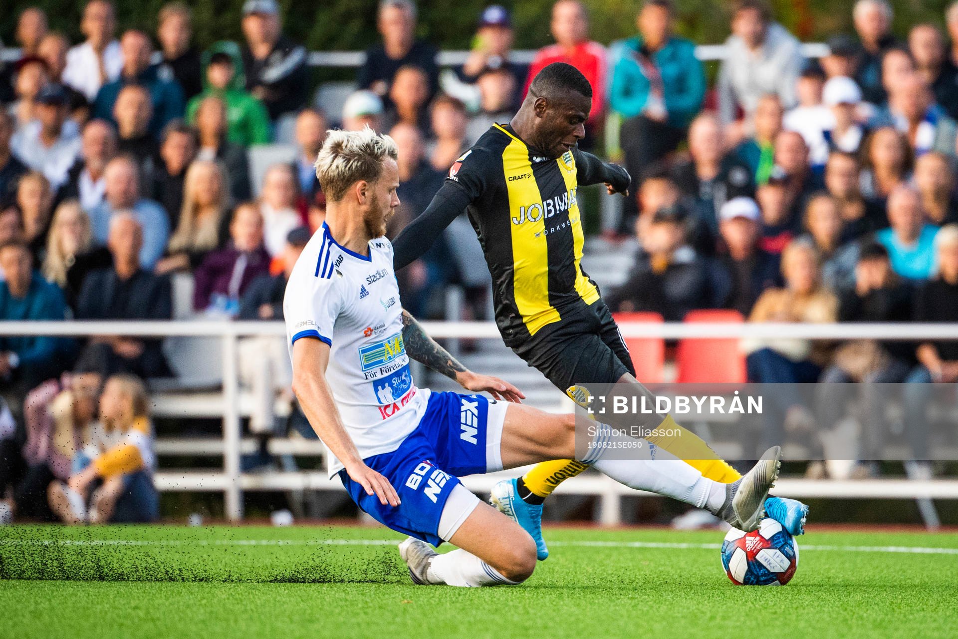 Luleås William Olausson och Hammarbys Filston Mawana