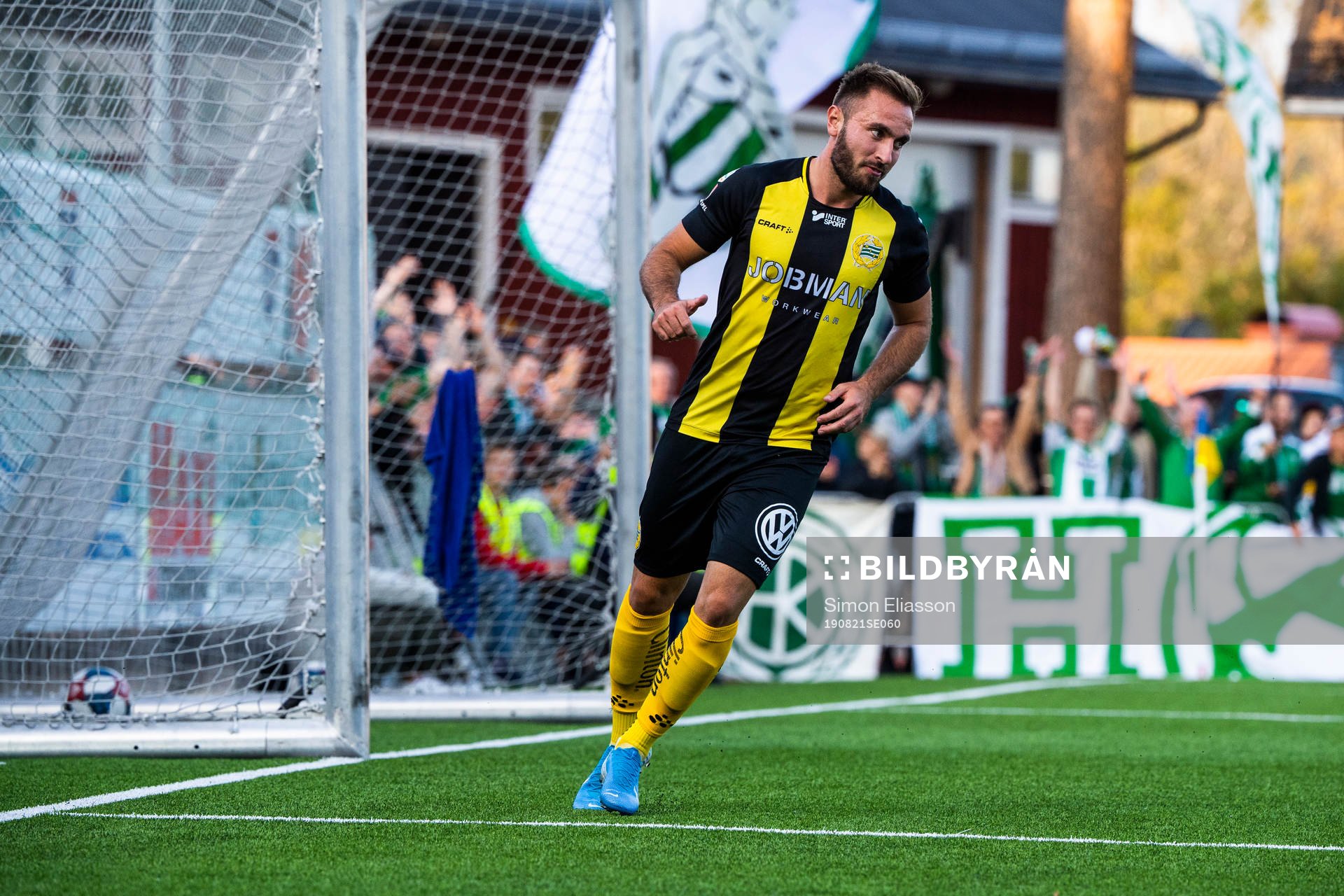 Hammarbys Muamer Tankovic jublar