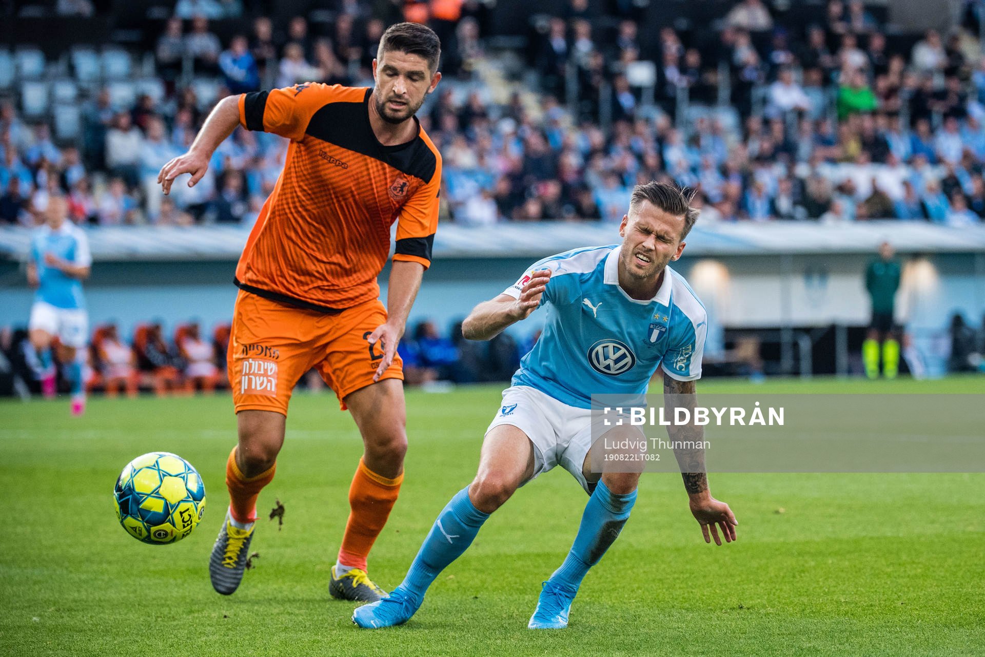 Alban Pnishi of Bnei Yehuda and Arnor Traustason of Malmö