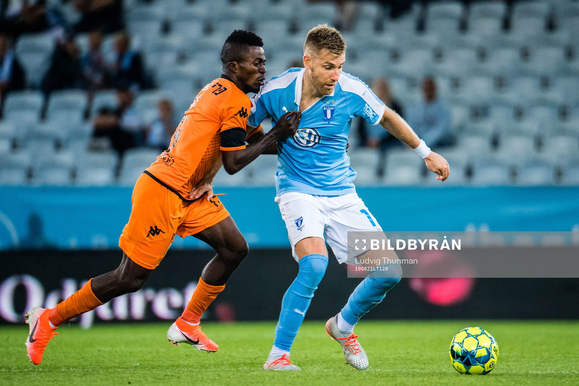 Ismaila Soro of Bnei Yehuda and Rasmus Bengtsson of Malmö