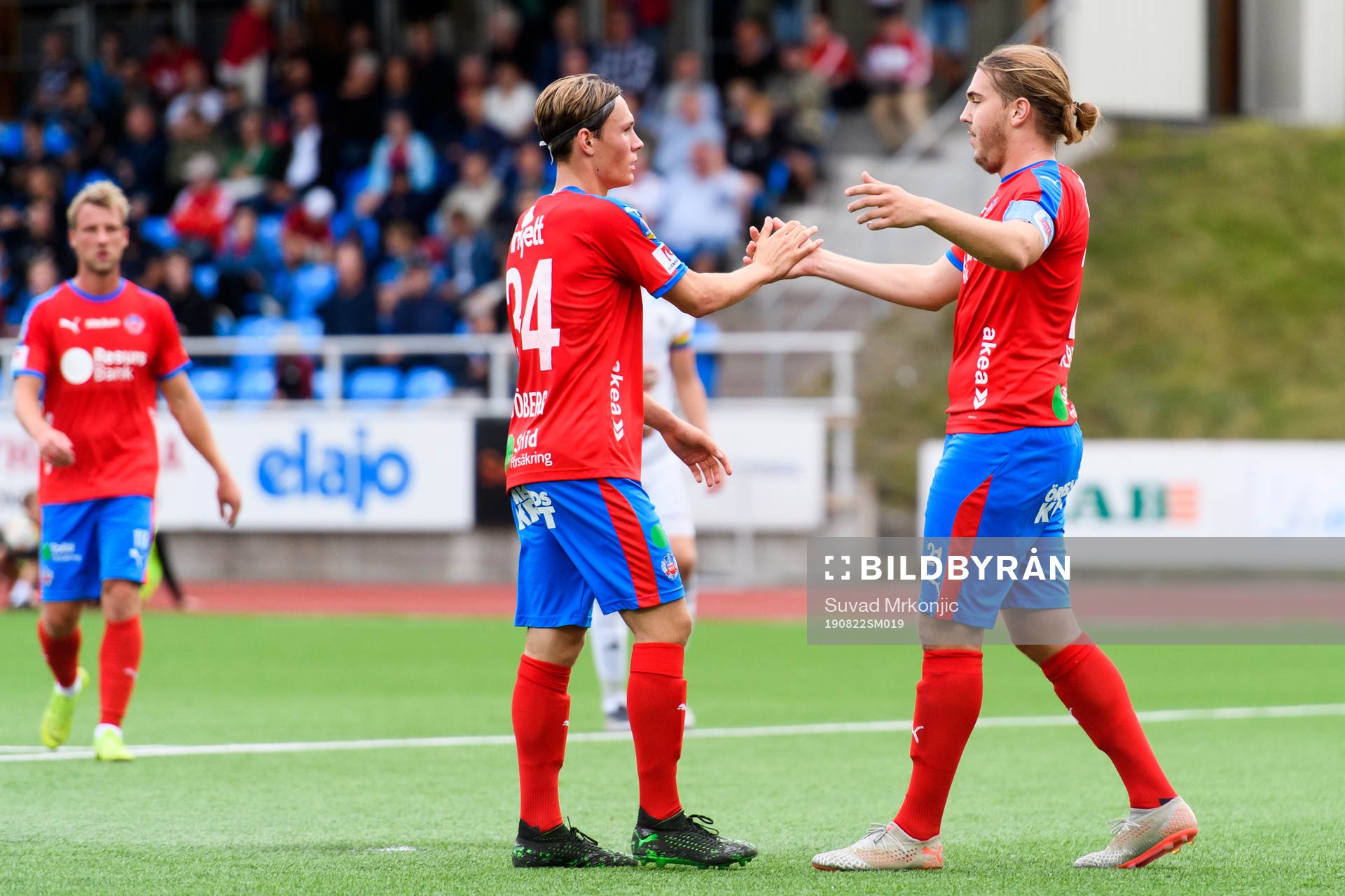 Helsingborgs Filip Sjöberg och Charlie Weberg jublar
