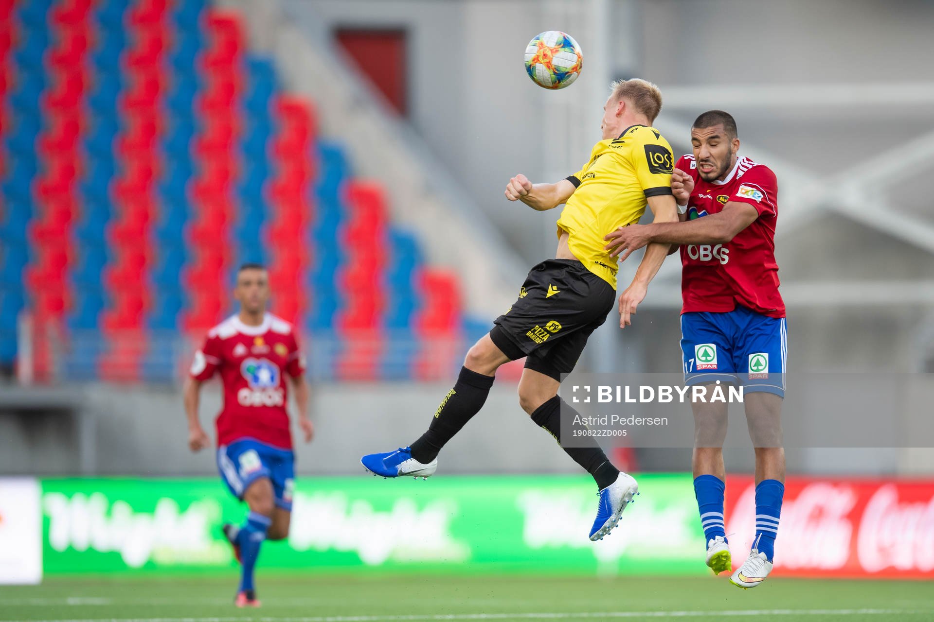 Martin Ramsland of Start and Ayoub Aleesami of Skeid