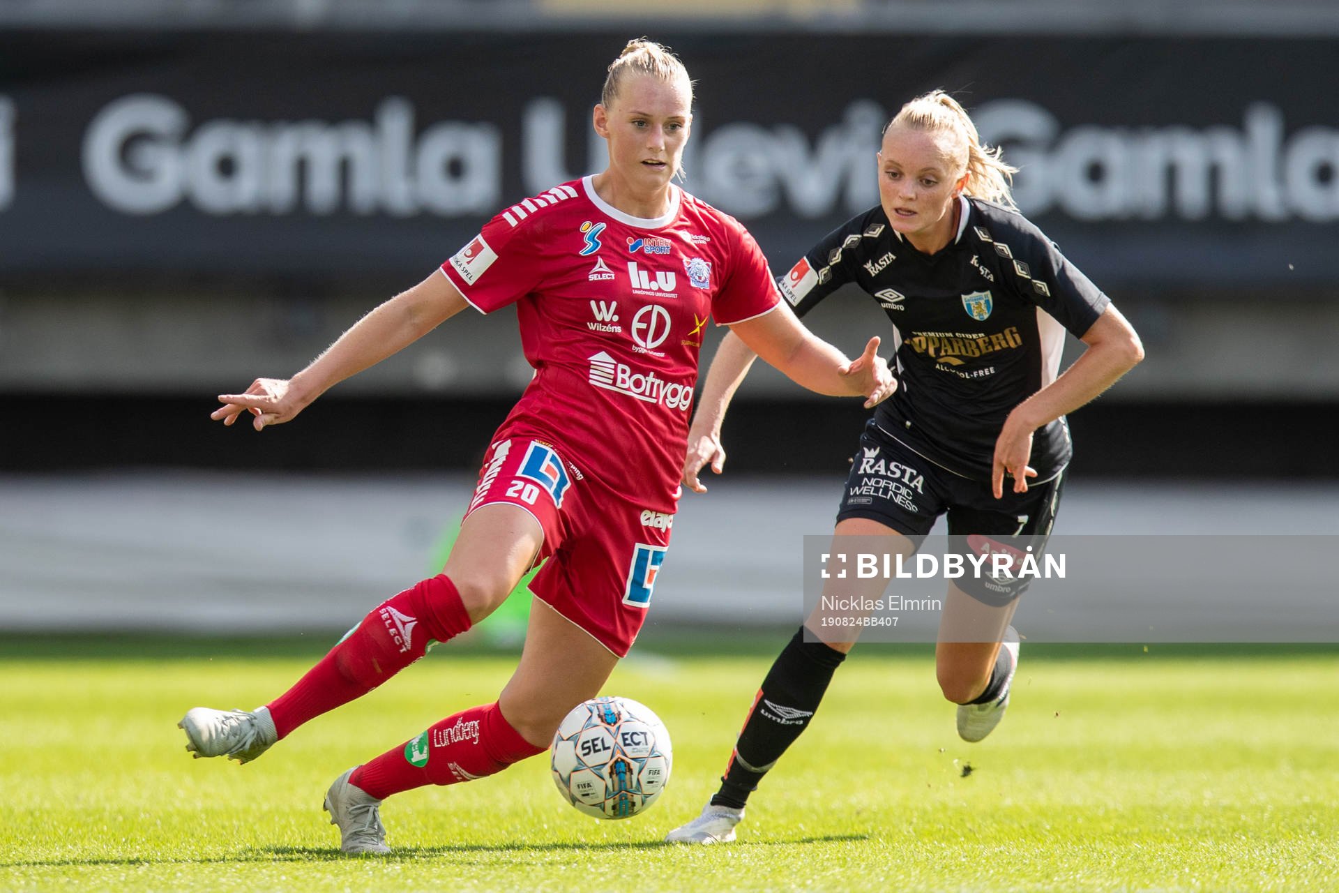 Linköpings Stina Blackstenius mot Göteborgs Emma