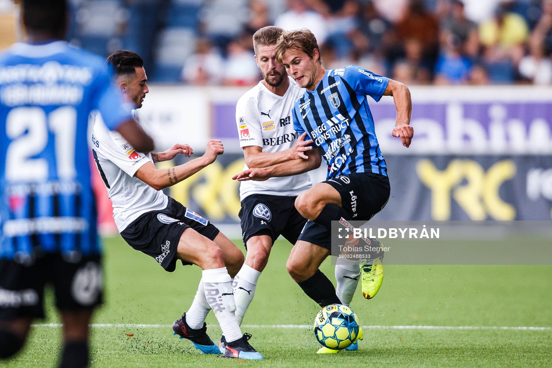 Örebros Martin Lorentzson och Sirius Sam Lundholm