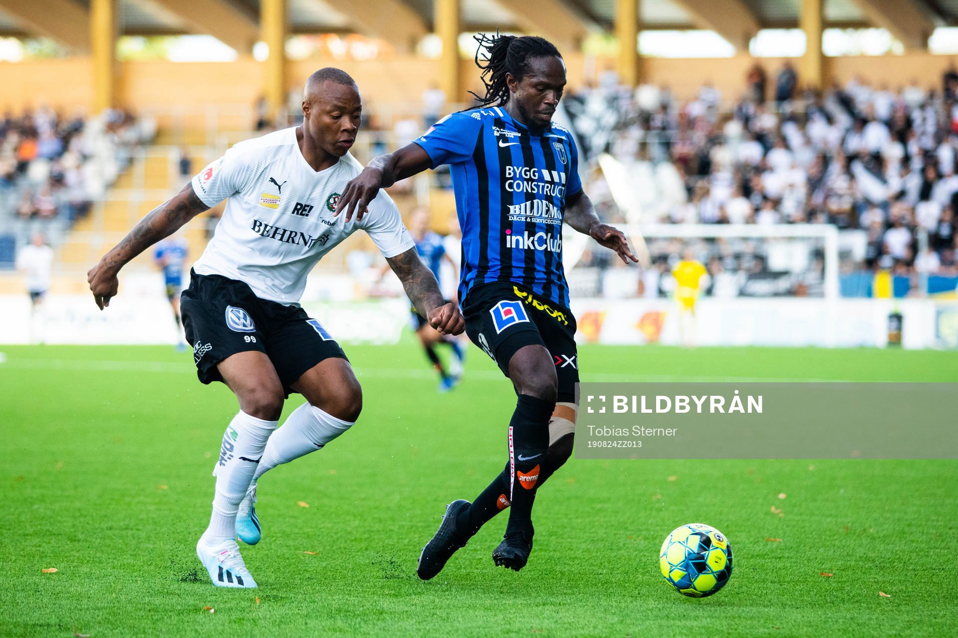 Örebros Carlos Strandberg och Sirius Kebba Ceesay