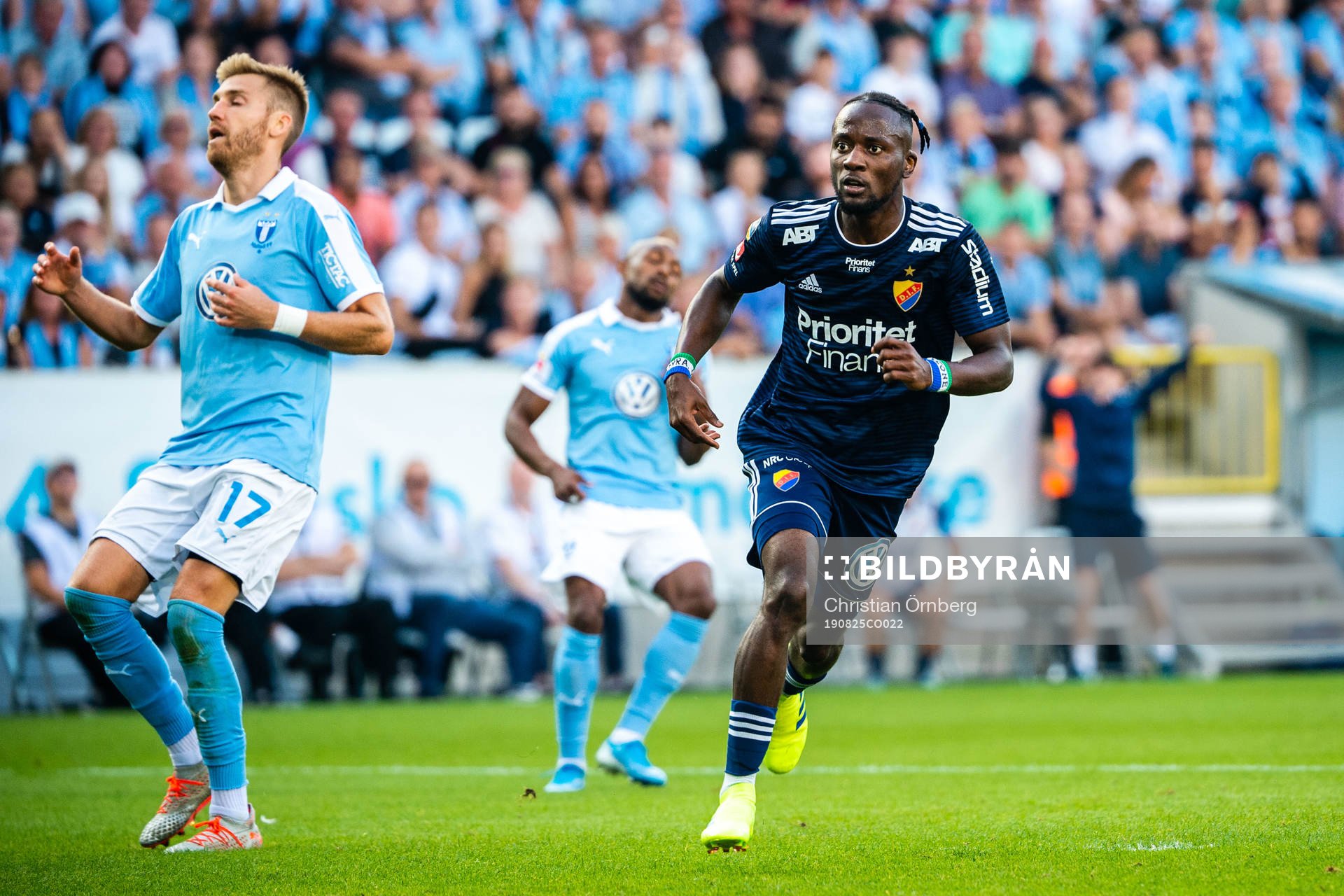 Djurgårdens Mohamed Buya Turay jublar